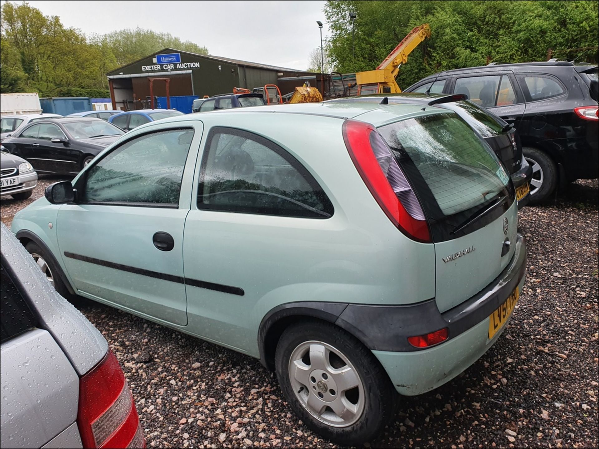 01/51 VAUXHALL CORSA CLUB 12V - 973cc 3dr Hatchback (Green) - Image 5 of 10