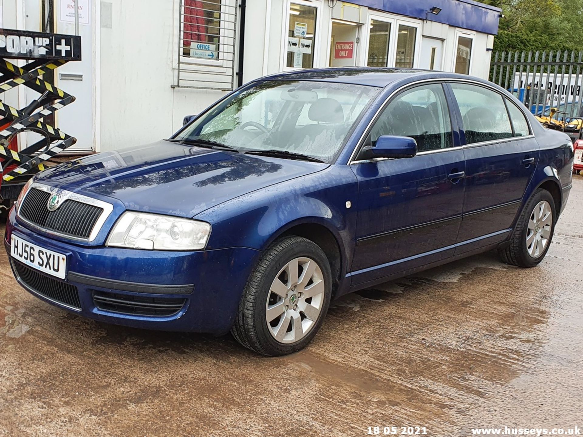 06/56 SKODA SUPERB COMFORT TDI - 1968cc 4dr Saloon (Blue, 88k)