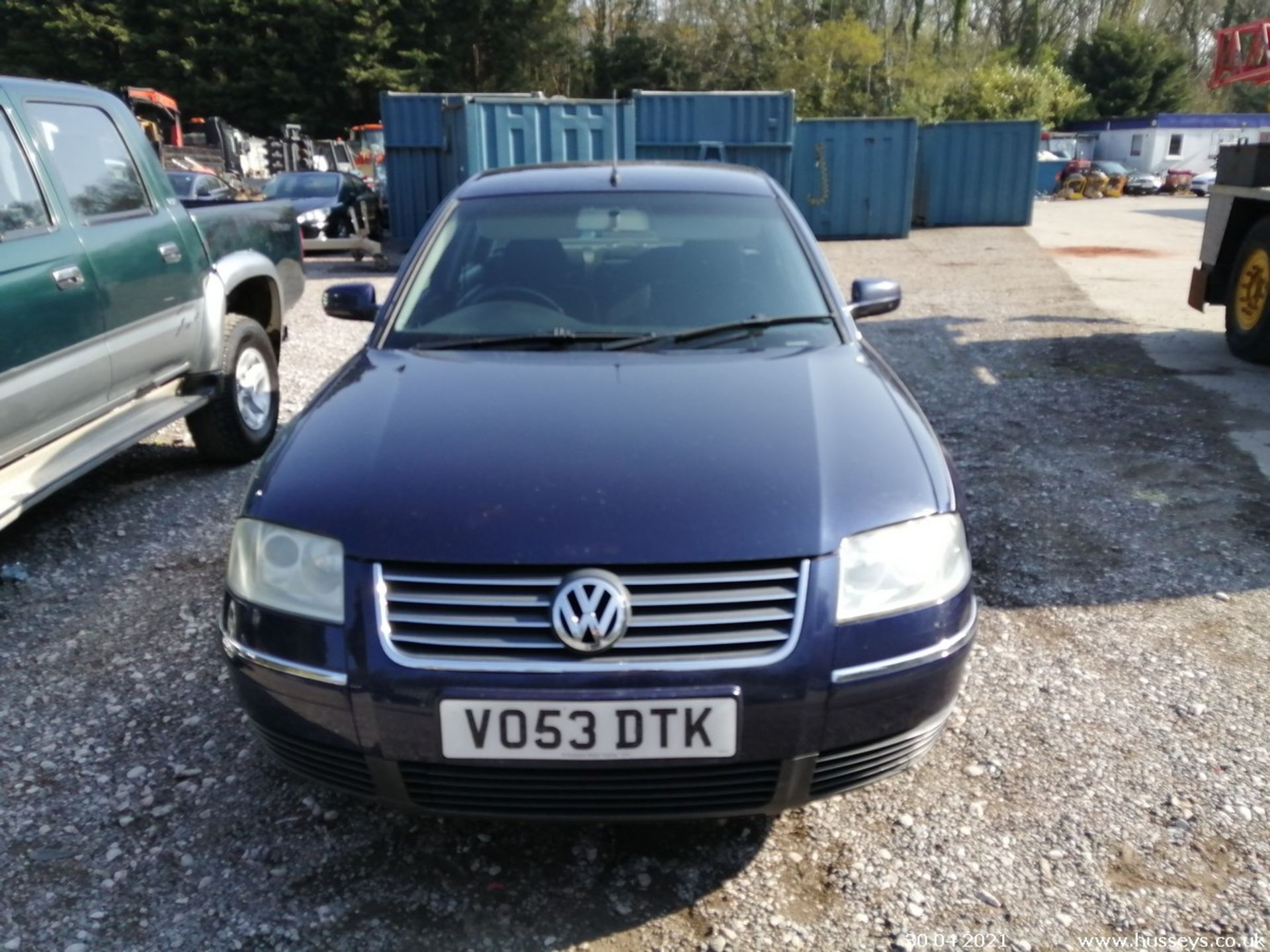 03/53 VOLKSWAGEN PASSAT SE TDI - 1896cc 4dr Saloon (Blue, 231k) - Image 2 of 12