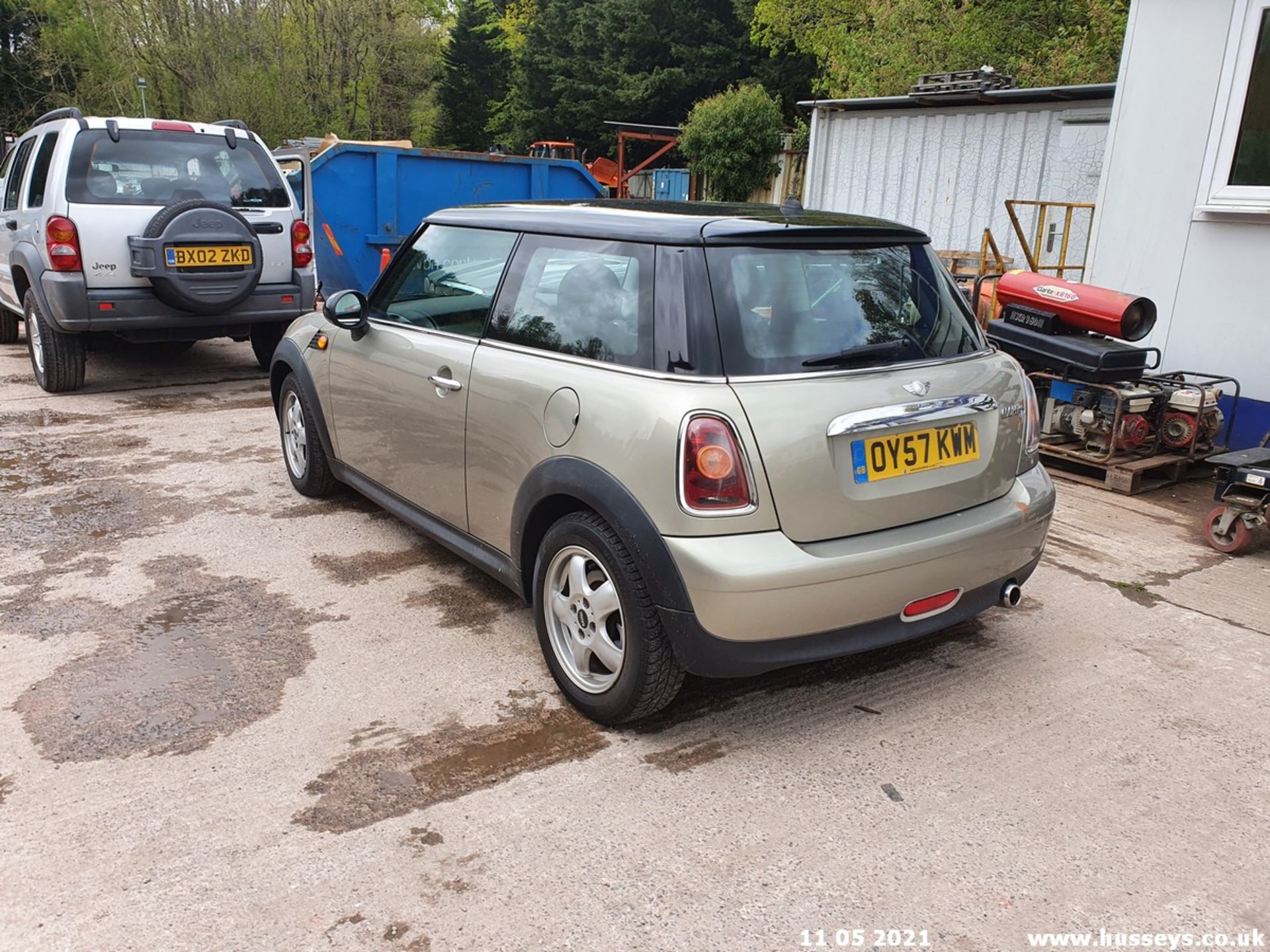 07/57 MINI COOPER D - 1560cc 3dr Hatchback (Silver, 172k) - Image 5 of 15