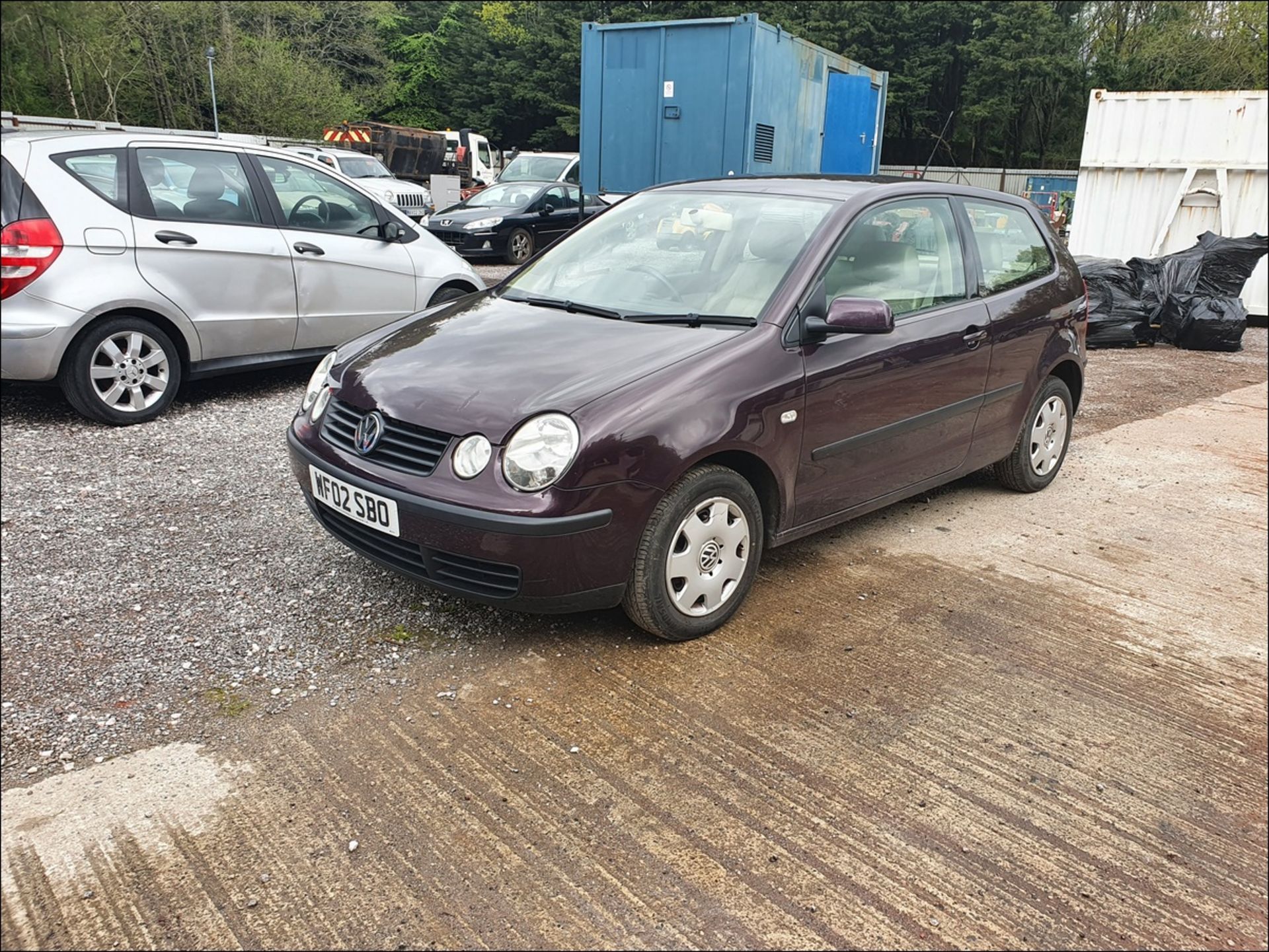 02/02 VOLKSWAGEN POLO SE - 1390cc 3dr Hatchback (Red, 143k) - Image 2 of 10