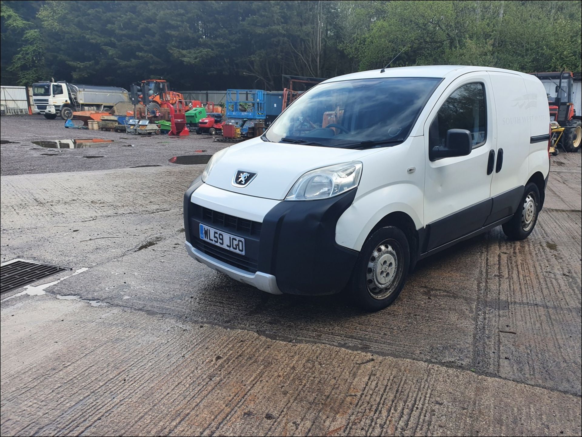 10/59 PEUGEOT BIPPER S HDI - 1399cc 5dr Van (White, 110k) - Image 5 of 15