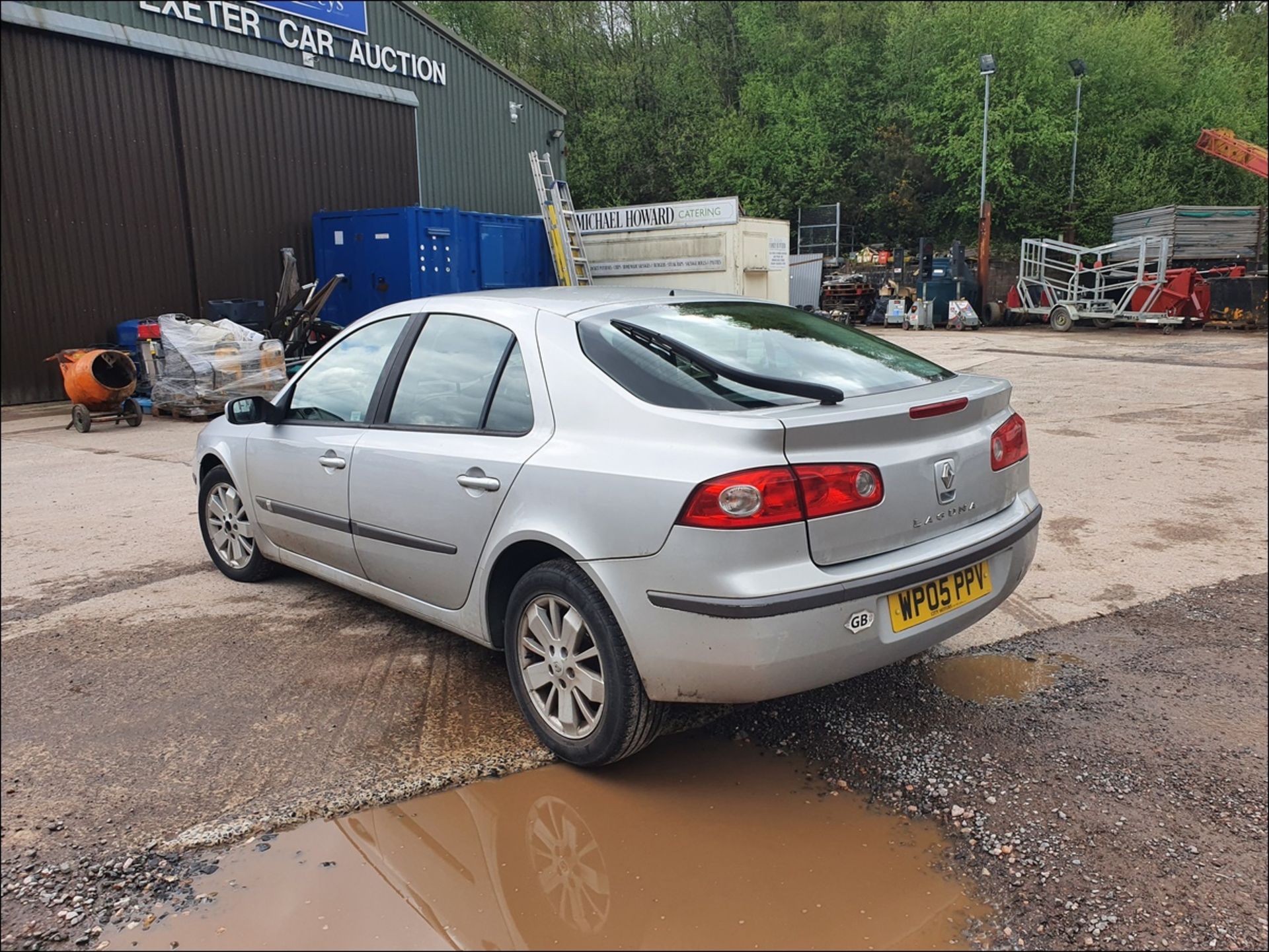 05/05 RENAULT LAGUNA EXPRESSION - 1998cc 5dr Hatchback (Silver, 104k) - Image 9 of 13