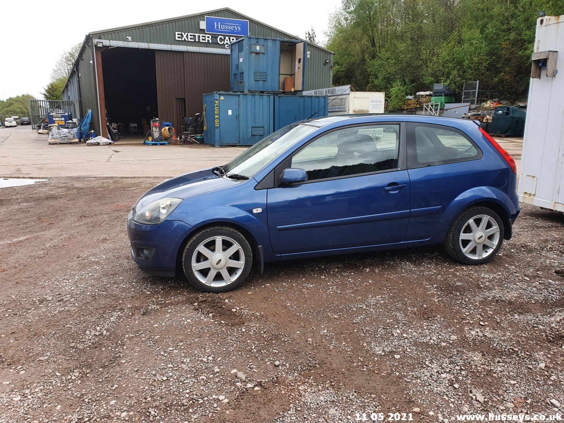 08/58 FORD FIESTA ZETEC BLUE 80 - 1388cc 3dr Hatchback (Blue, 118k) - Image 8 of 16