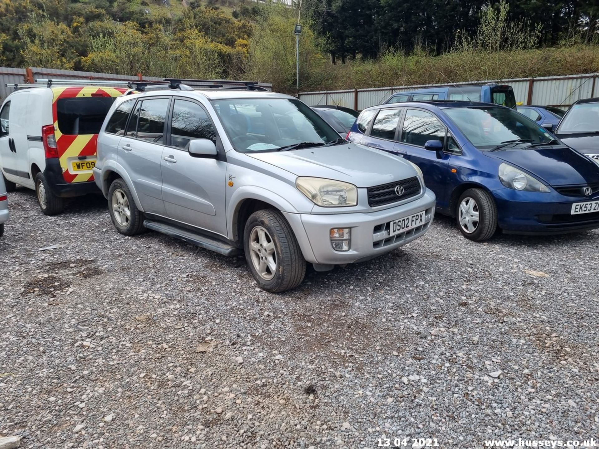 02/02 TOYOTA RAV4 VX VVTI AUTO - 1998cc 5dr Estate (Silver, 74k) - Image 13 of 20