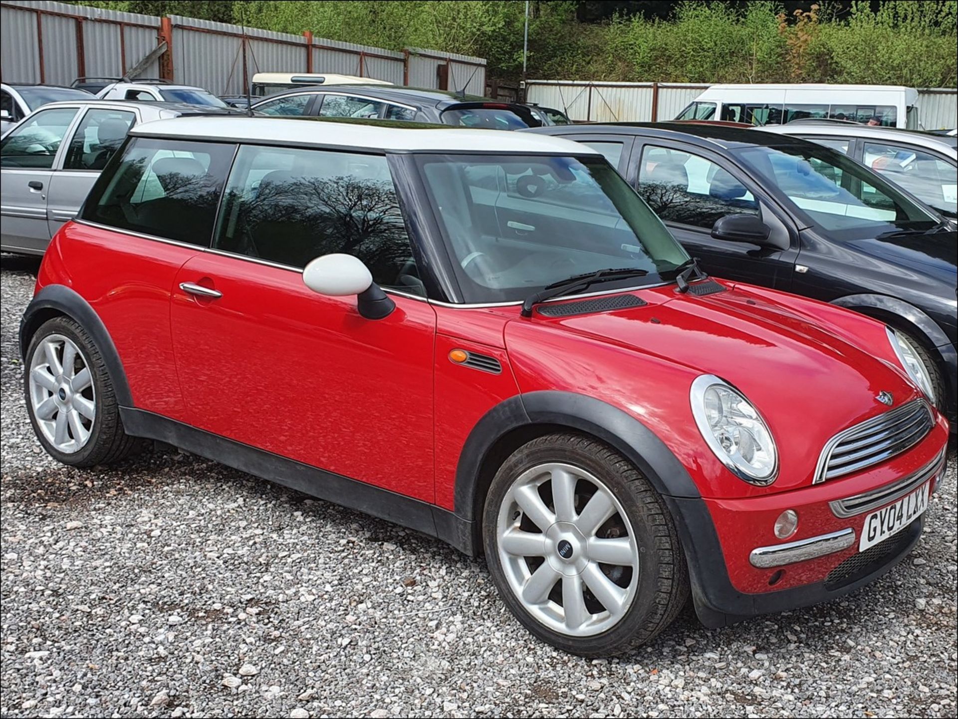 04/04 MINI MINI COOPER - 1598cc 3dr Hatchback (Red, 95k)