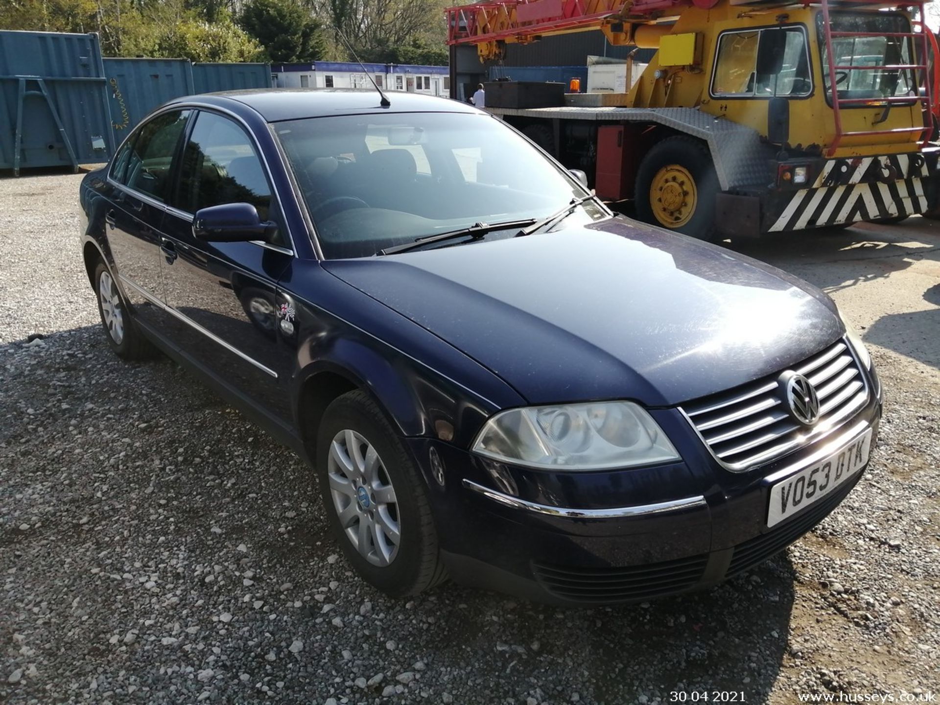 03/53 VOLKSWAGEN PASSAT SE TDI - 1896cc 4dr Saloon (Blue, 231k) - Image 8 of 12