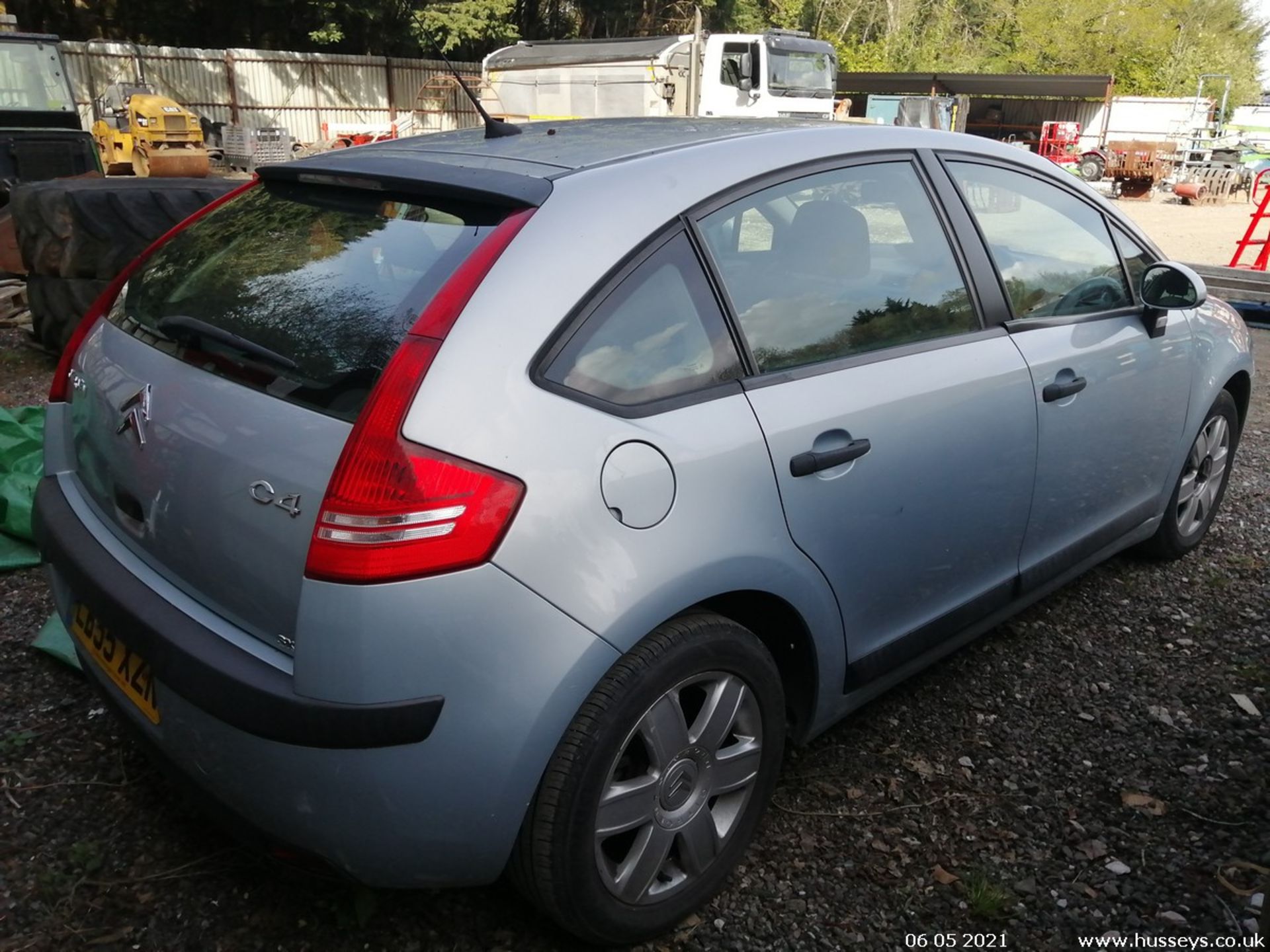 06/55 CITROEN C4 SX - 1587cc 5dr Hatchback (Grey) - Image 6 of 13