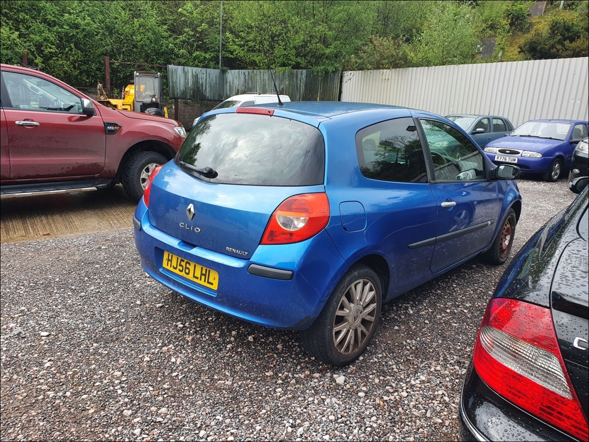 06/56 RENAULT CLIO DYNAMIQUE S - 1390cc 3dr Hatchback (Blue, 119k) - Image 6 of 12