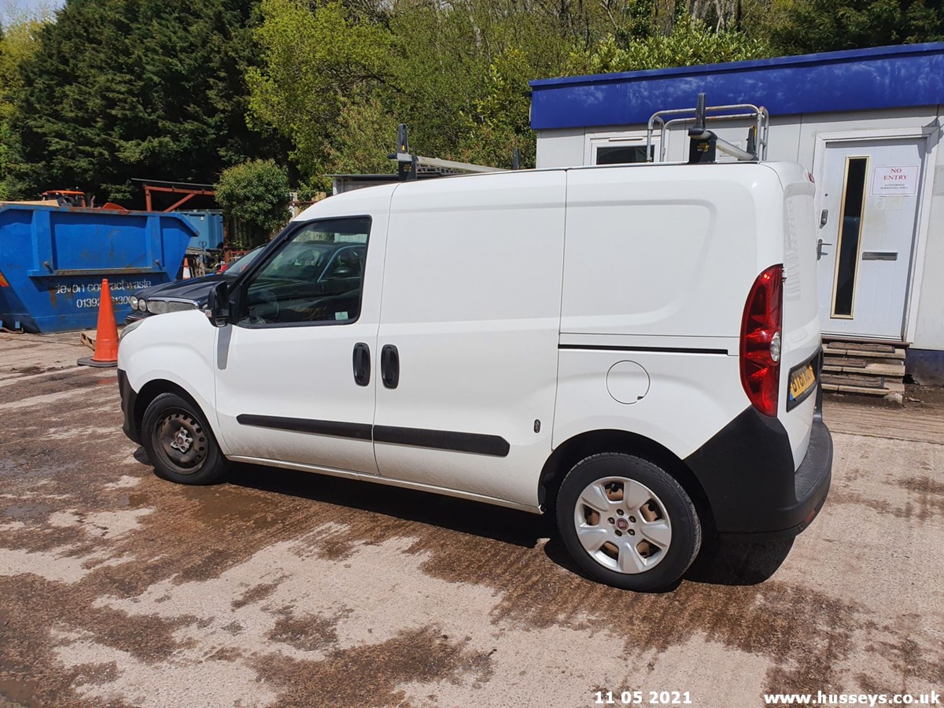 12/61 FIAT DOBLO 16V MULTIJET - 1248cc 5dr Van (White, 84k) - Image 5 of 13