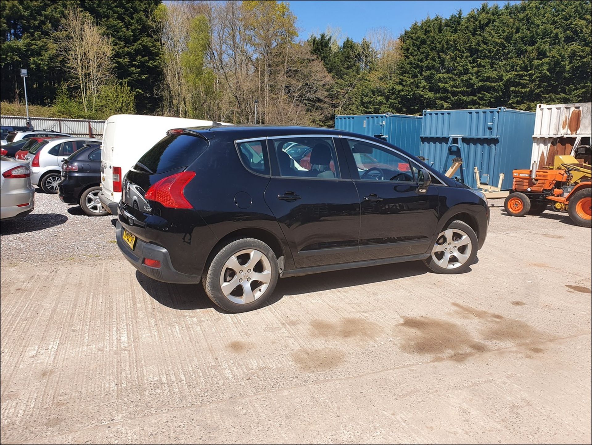 12/62 PEUGEOT 3008 ACTIVE HDI - 1560cc 5dr Hatchback (Black, 86k) - Image 5 of 15