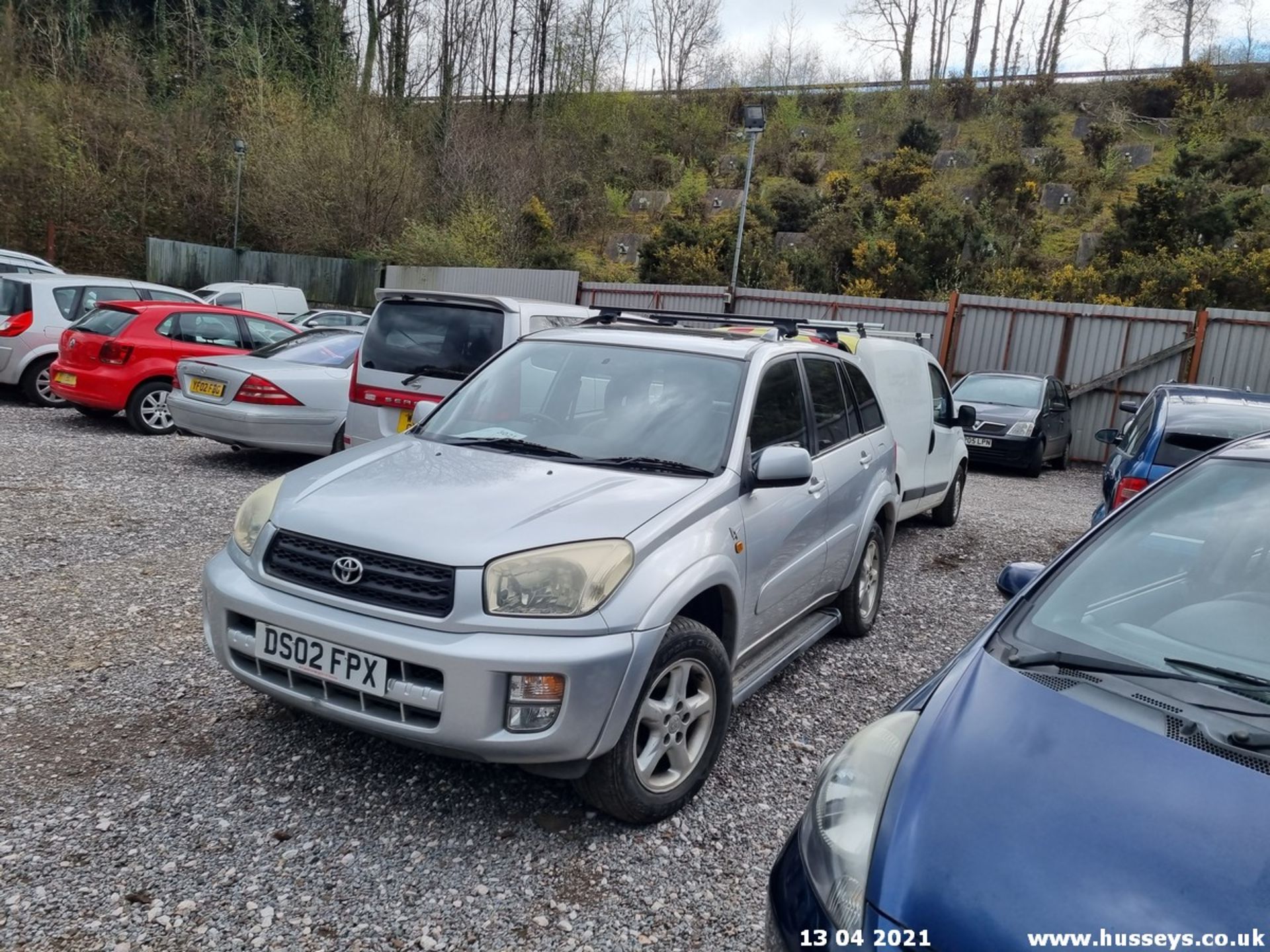 02/02 TOYOTA RAV4 VX VVTI AUTO - 1998cc 5dr Estate (Silver, 74k) - Image 15 of 20