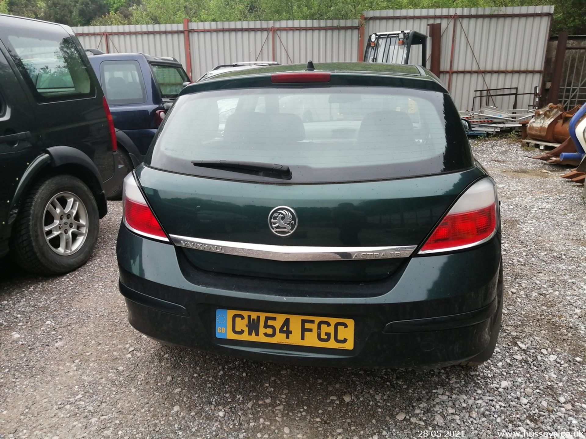 04/54 VAUXHALL ASTRA ELITE - 1796cc 5dr Hatchback (Green) - Image 8 of 13