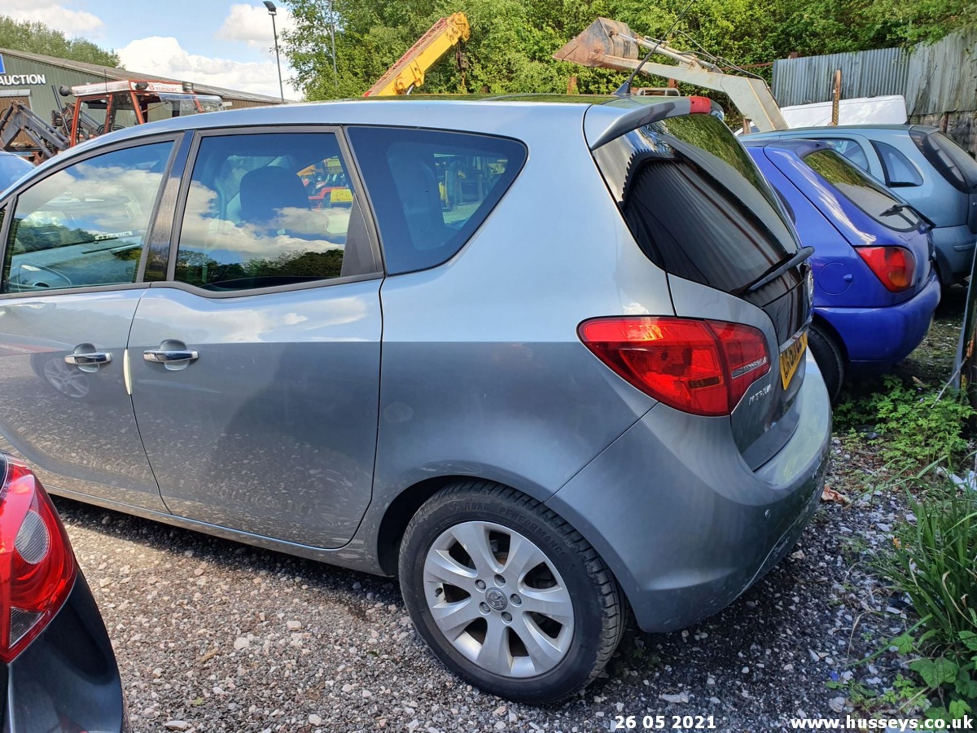 11/60 VAUXHALL MERIVA SE TURBO 118 - 1364cc 5dr MPV (Silver) - Image 10 of 18