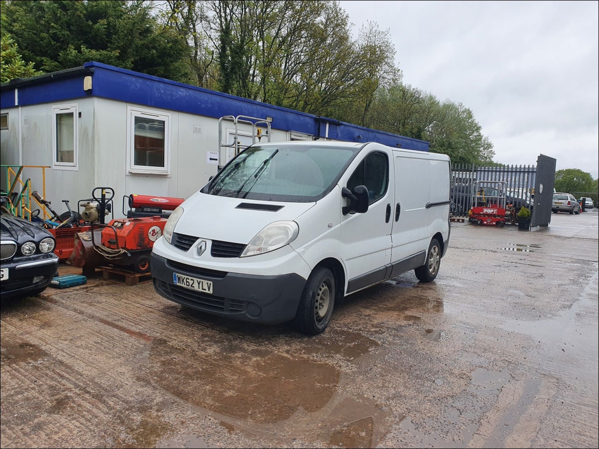 12/62 RENAULT TRAFIC SL27 DCI - 1995cc 5dr Van (White, 227k) - Image 3 of 11