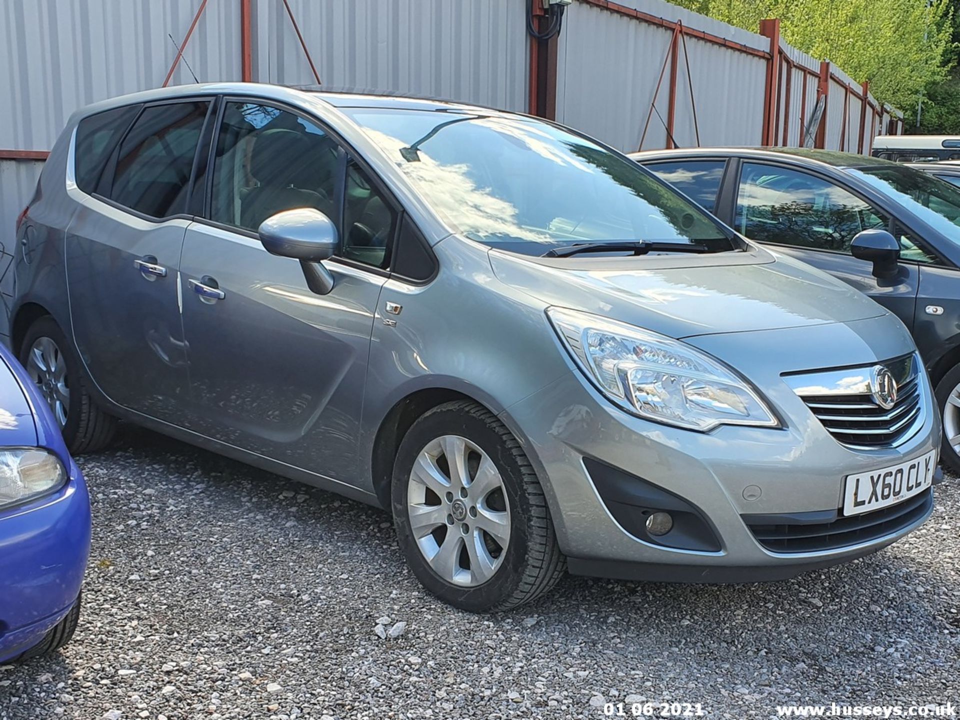 11/60 VAUXHALL MERIVA SE TURBO 118 - 1364cc 5dr MPV (Silver) - Image 2 of 18