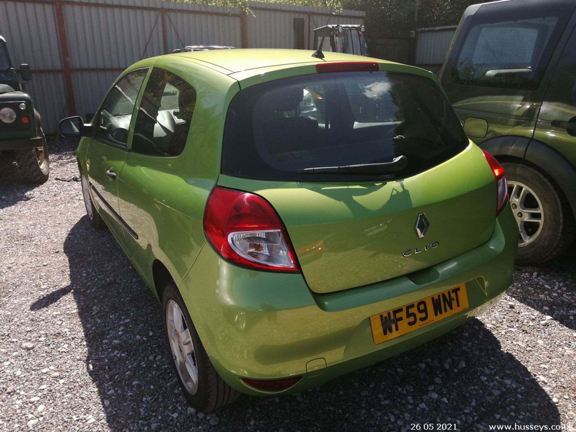 09/59 RENAULT CLIO EXTREME - 1149cc 3dr Hatchback (Green, 98k) - Image 7 of 19