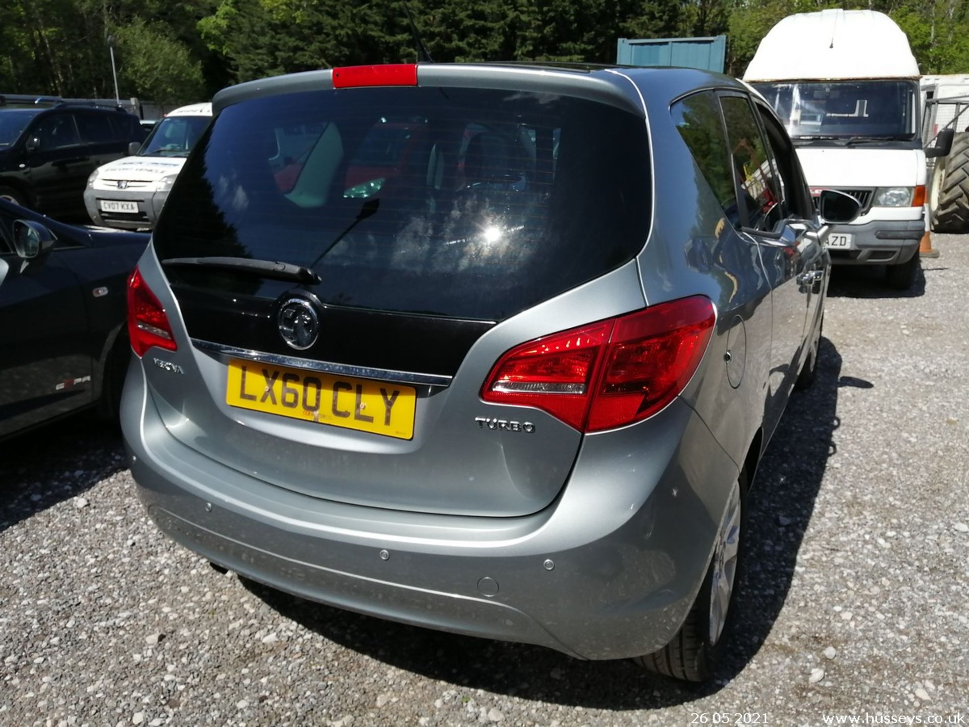 11/60 VAUXHALL MERIVA SE TURBO 118 - 1364cc 5dr MPV (Silver) - Image 9 of 18