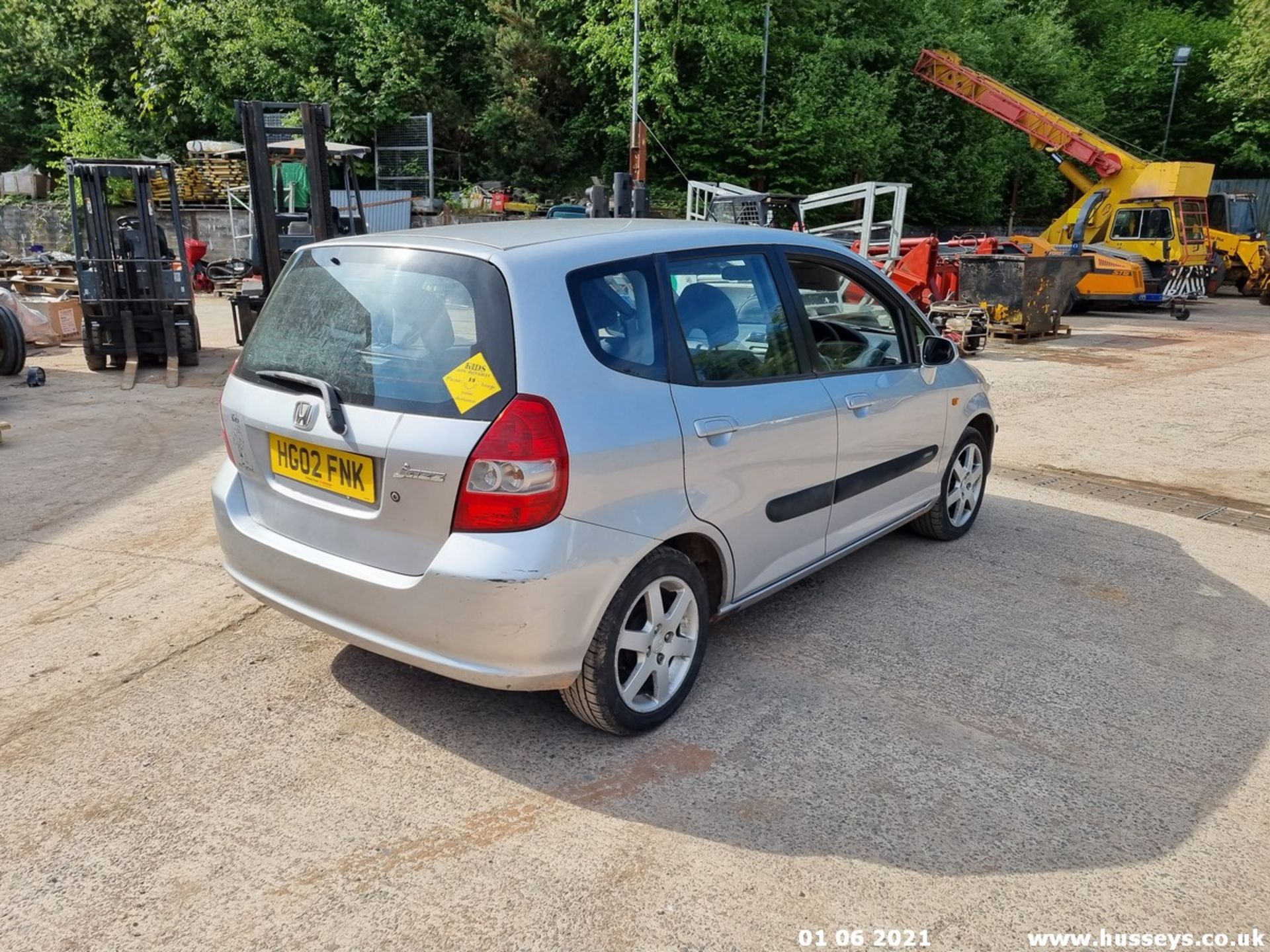 02/02 HONDA JAZZ SE SPORT - 1339cc 5dr Hatchback (Silver, 109k) - Image 2 of 13