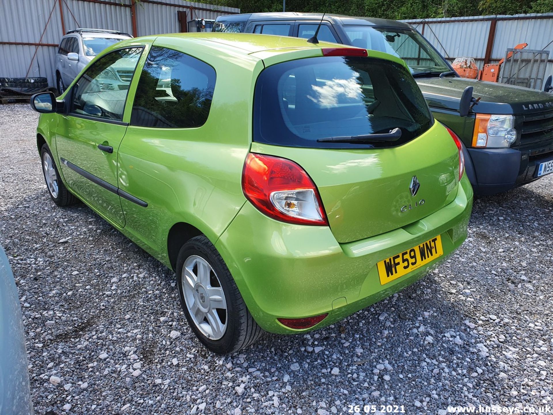 09/59 RENAULT CLIO EXTREME - 1149cc 3dr Hatchback (Green, 98k) - Image 13 of 19