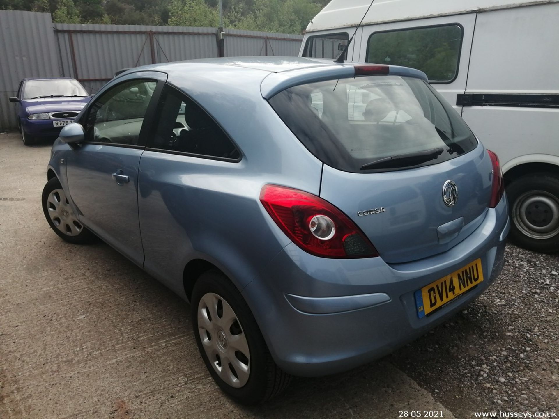 14/14 VAUXHALL CORSA DESIGN AC - 1229cc 3dr Hatchback (Blue, 76k) - Image 4 of 22