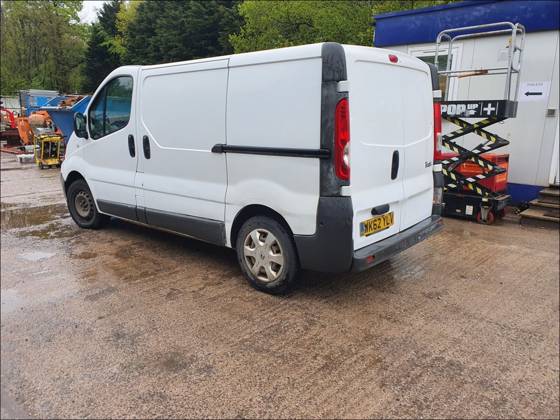 12/62 RENAULT TRAFIC SL27 DCI - 1995cc 5dr Van (White, 227k) - Image 6 of 11