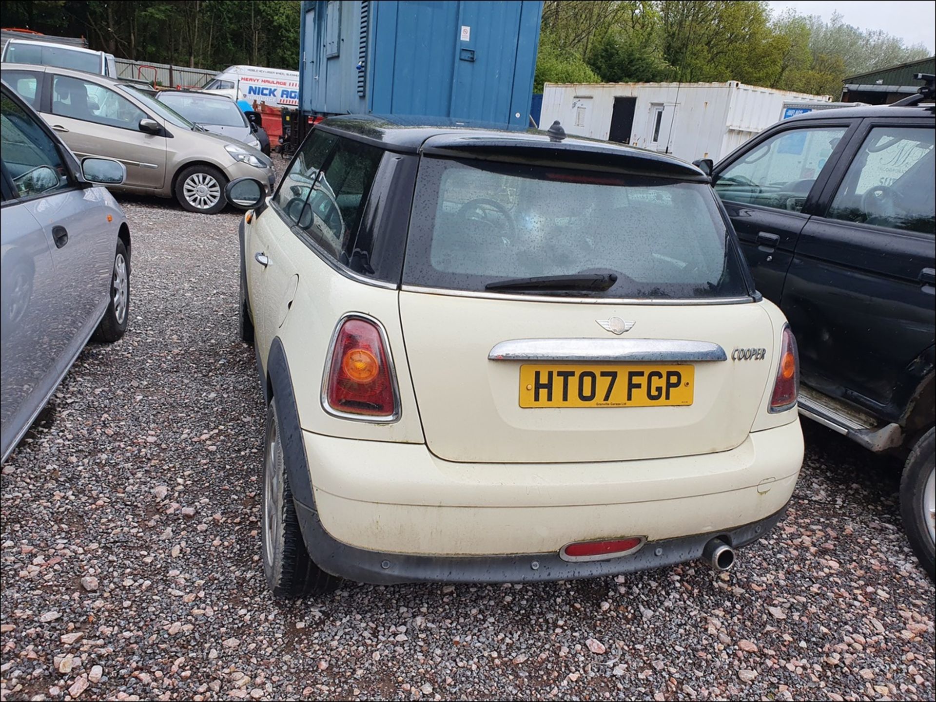 07/07 MINI COOPER - 1598cc 3dr Hatchback (White) - Image 3 of 10