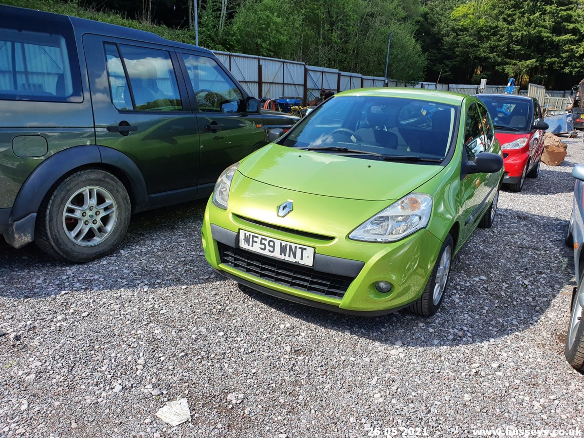 09/59 RENAULT CLIO EXTREME - 1149cc 3dr Hatchback (Green, 98k) - Image 8 of 19