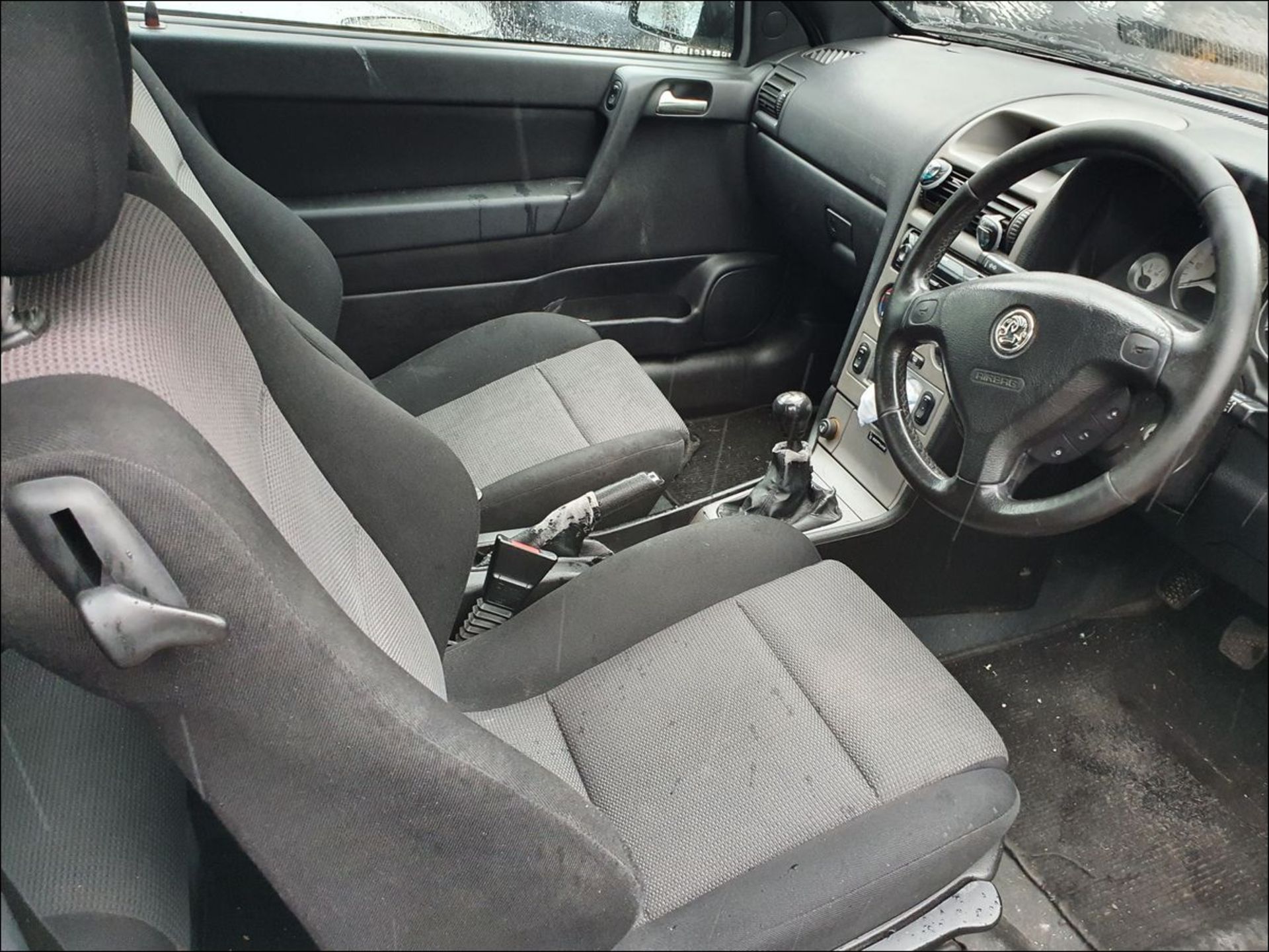 03/03 VAUXHALL ASTRA BERTONE - 1598cc 2dr Convertible (Silver) - Image 23 of 24