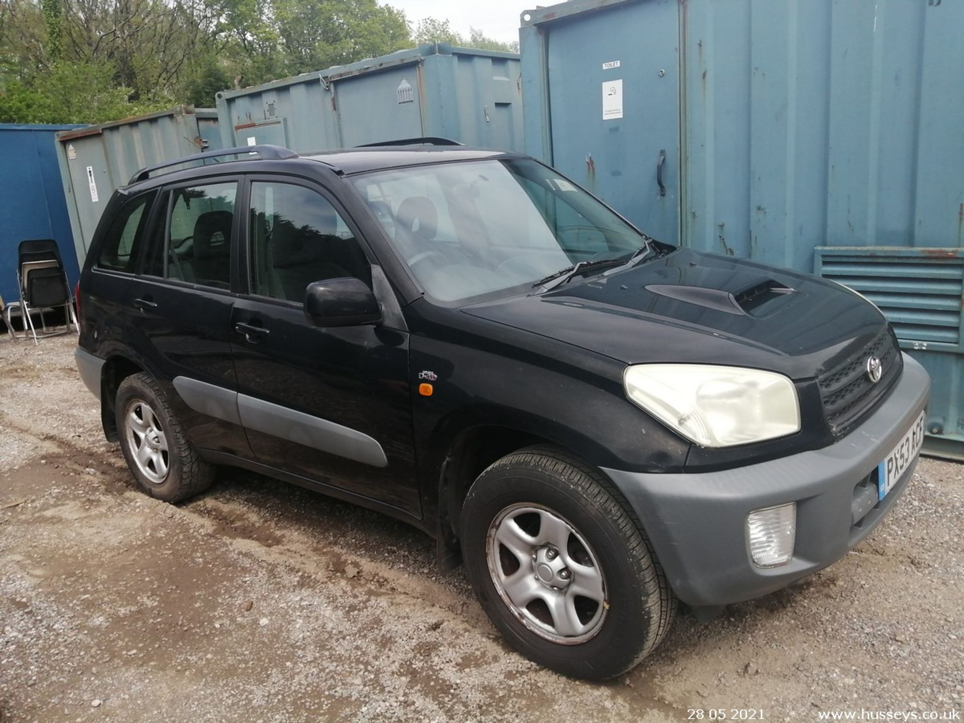 03/53 TOYOTA RAV 4 - 1995cc 5dr Estate (Black, 160k) - Image 3 of 9