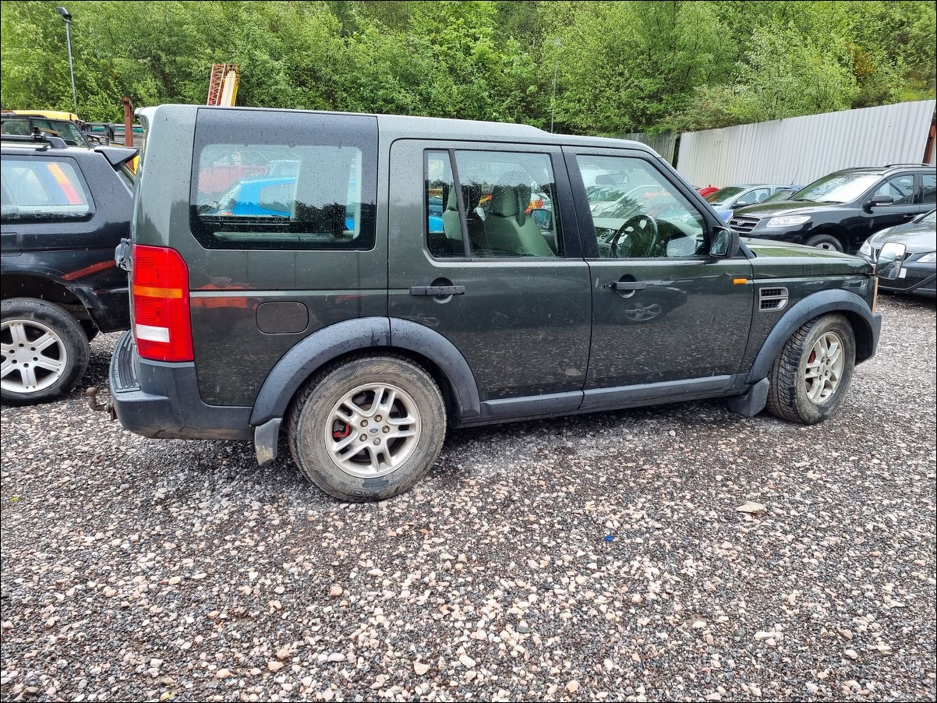 2004 LAND ROVER DISCOVERY 3 TDV6 - 2720cc 5dr Estate (Green) - Image 7 of 13