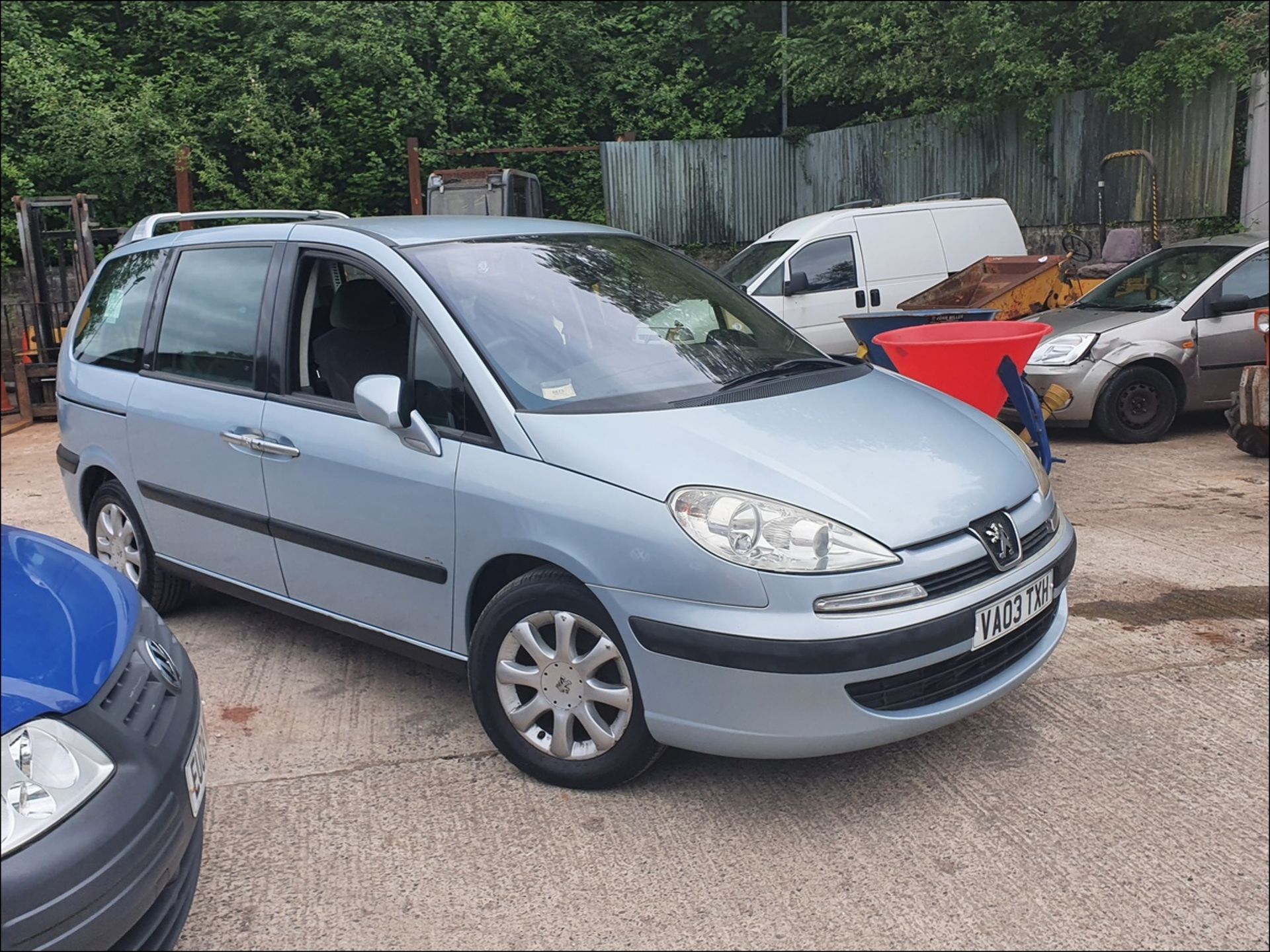 03/03 PEUGEOT 807 EXECUTIVE HDI - 1997cc 5dr MPV (Silver, 127k) - Image 7 of 17