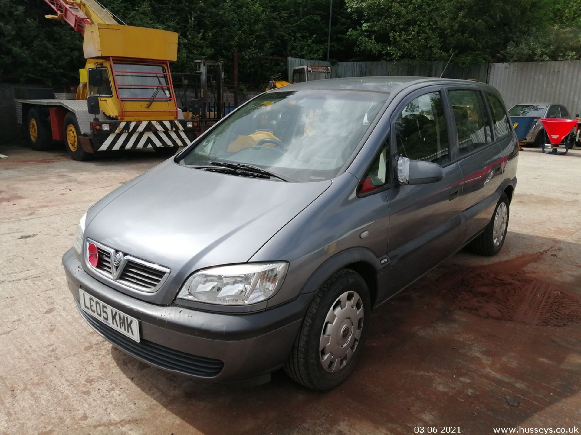 05/05 VAUXHALL ZAFIRA LIFE 16V AUTO - 1796cc 5dr MPV (Grey)