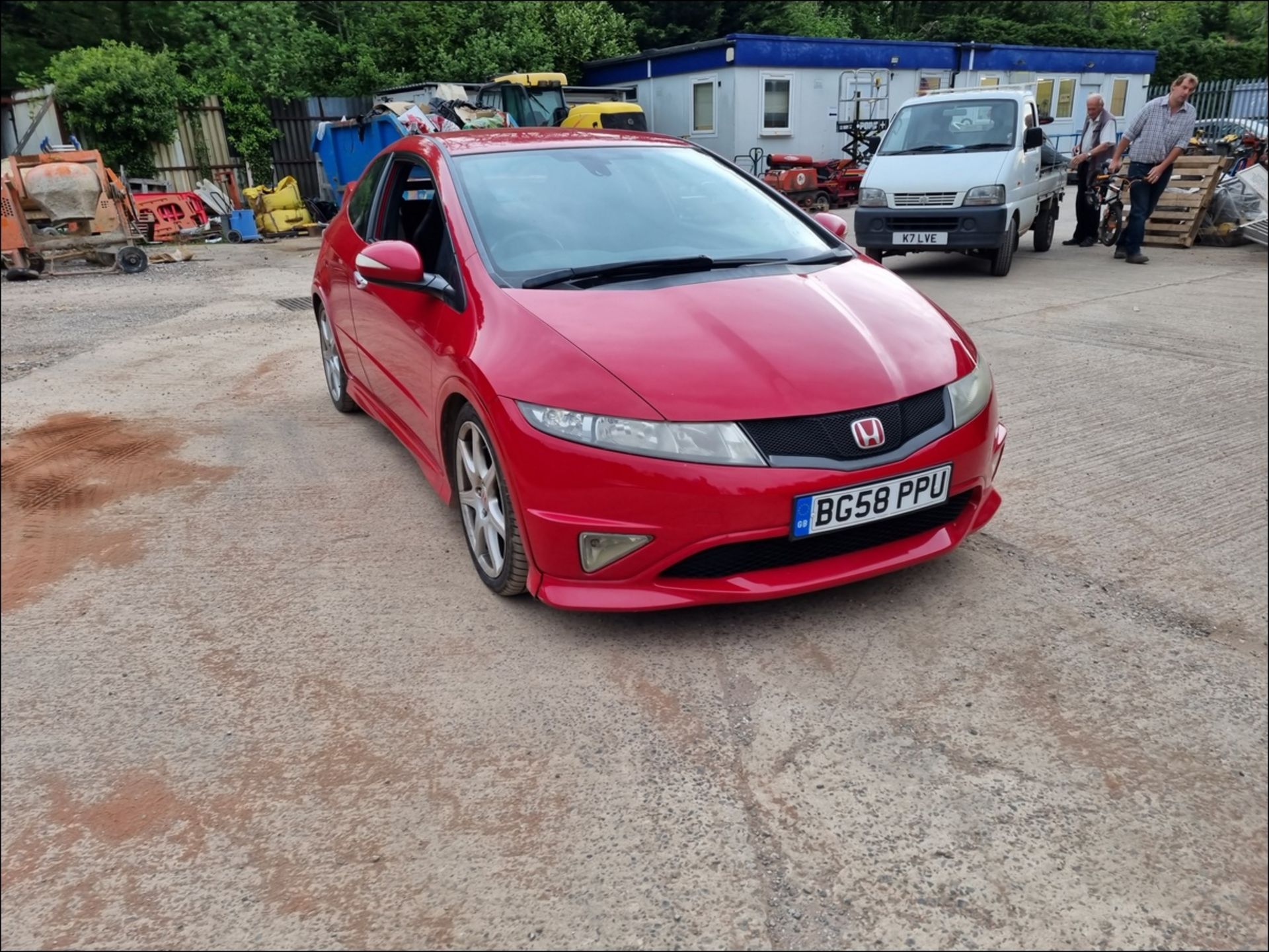 08/58 HONDA CIVIC TYPE-R GT I-VTEC - 1998cc 3dr Hatchback (Red, 75k) - Image 4 of 16