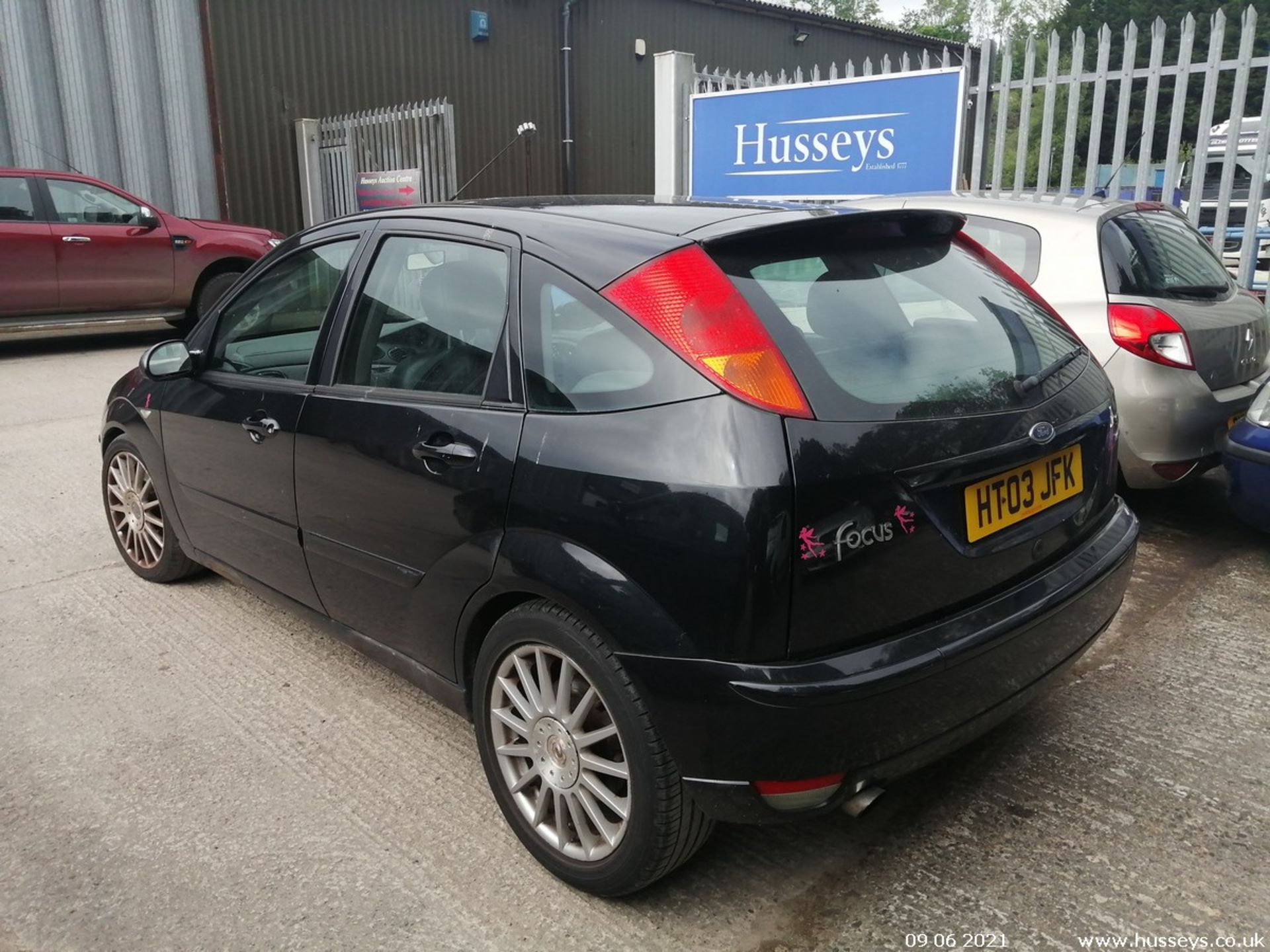 03/03 FORD FOCUS ST170 - 1988cc 5dr Hatchback (Black) - Image 4 of 10