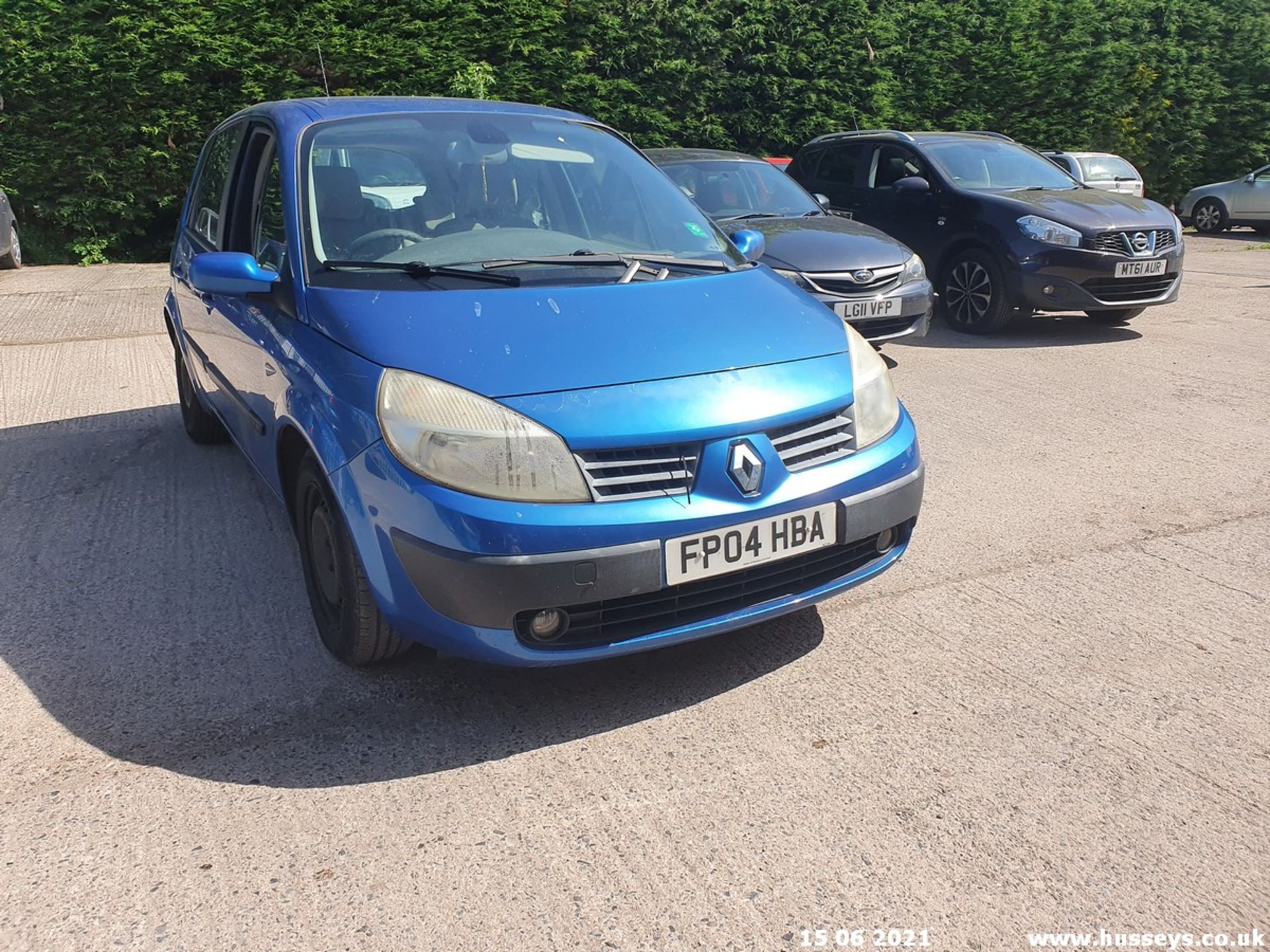 04/04 RENAULT SCENIC - 1598cc 5dr Estate (Blue) - Image 4 of 19