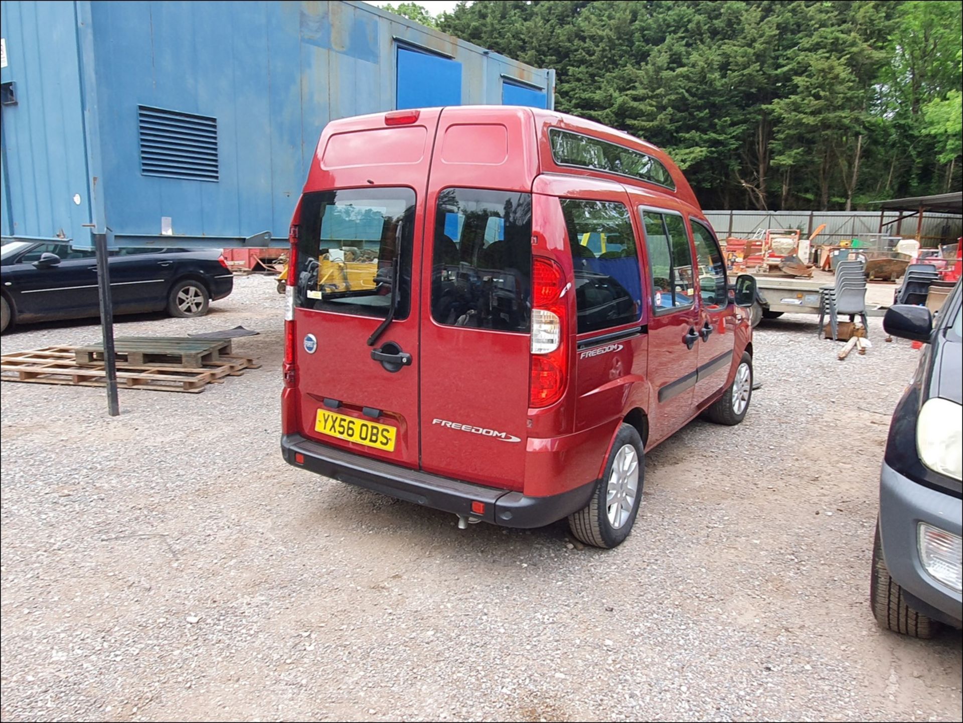 06/56 FIAT DOBLO DYNAMIC - 1368cc 5dr MPV (Red, 189k) - Image 4 of 12