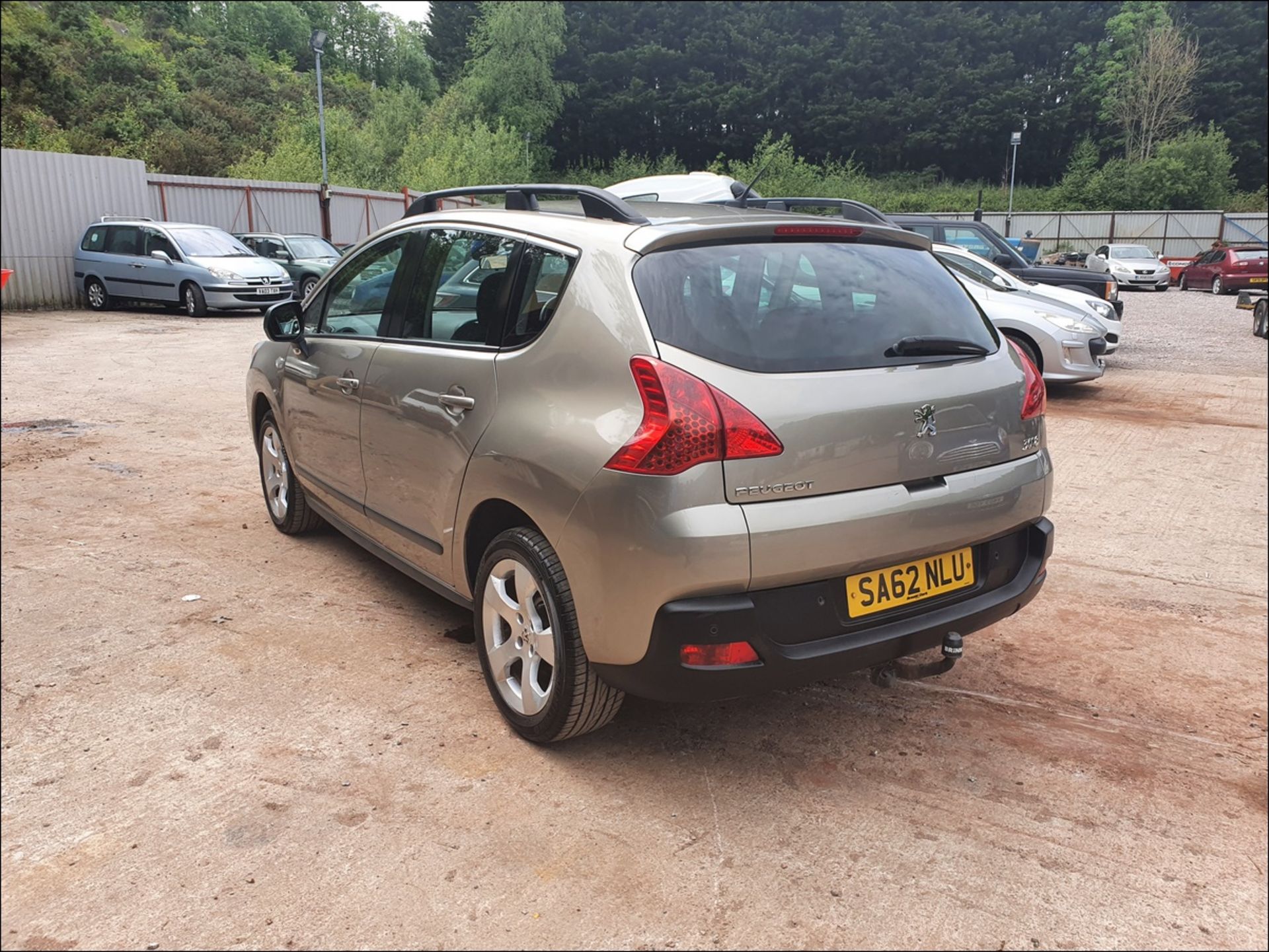 12/62 PEUGEOT 3008 ACTIVE HDI - 1560cc 5dr Hatchback (Grey, 110k) - Image 16 of 16