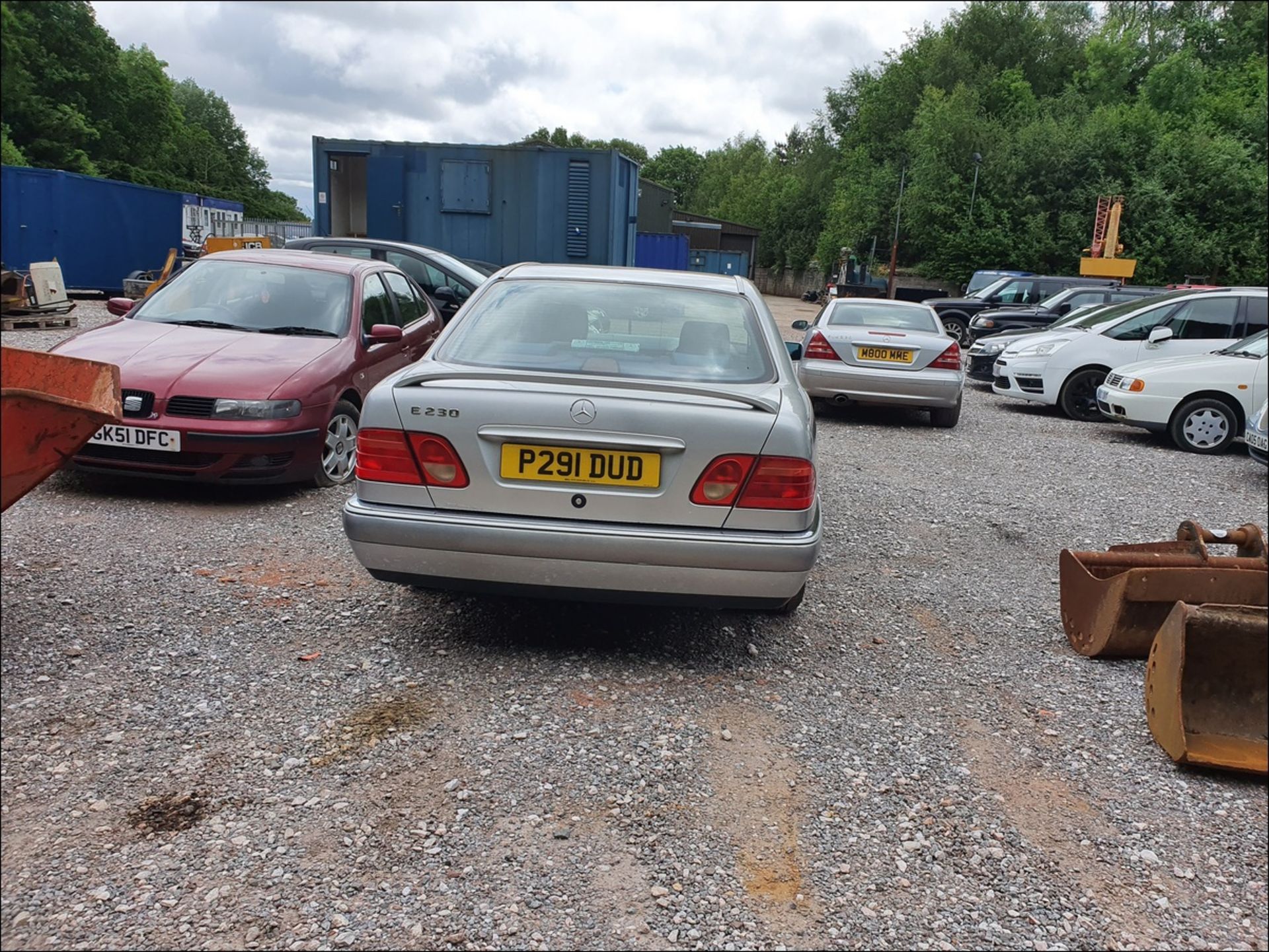 1996 MERCEDES E230 ELEGANCE A - 2295cc 4dr Saloon (Silver, 54k) - Image 5 of 13