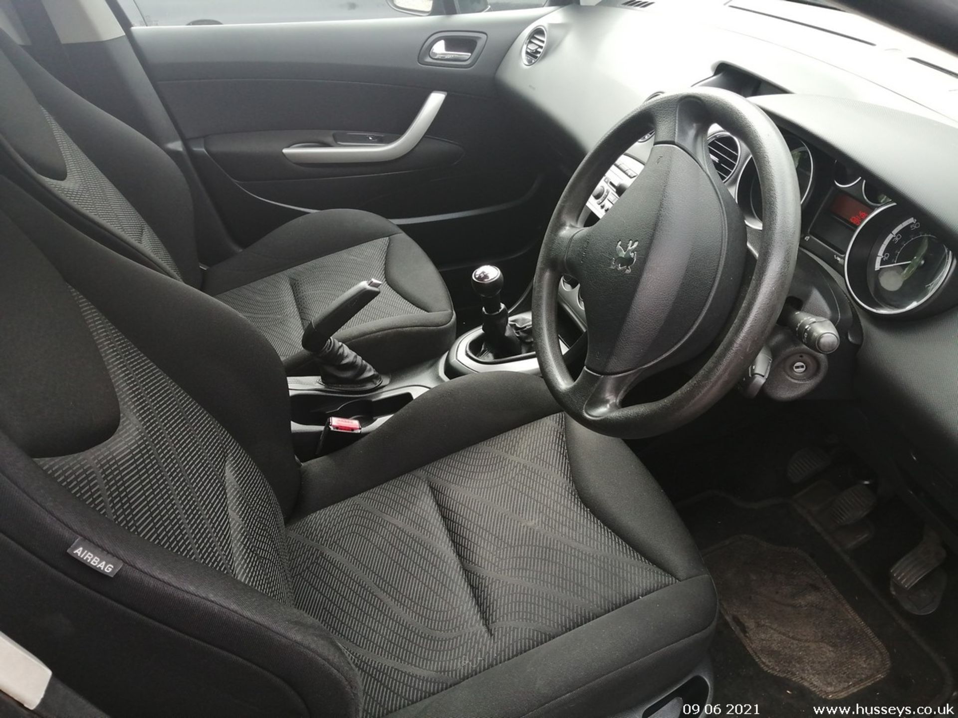 09/59 PEUGEOT 308 S - 1397cc 5dr Hatchback (Black, 108k) - Image 10 of 11