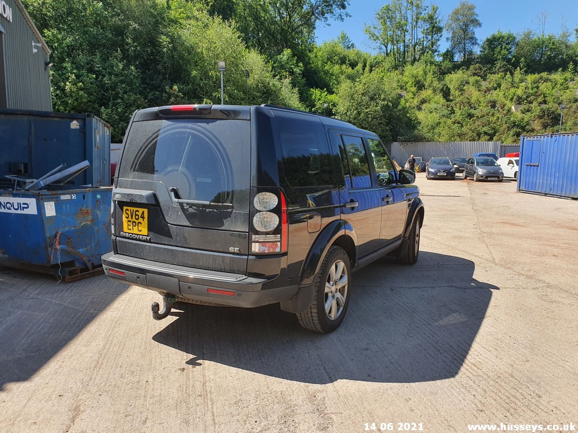 14/64 LAND ROVER DISCOVERY SE TECH SDV6 AU - 2993cc 5dr Estate (Black, 97k) - Image 8 of 13