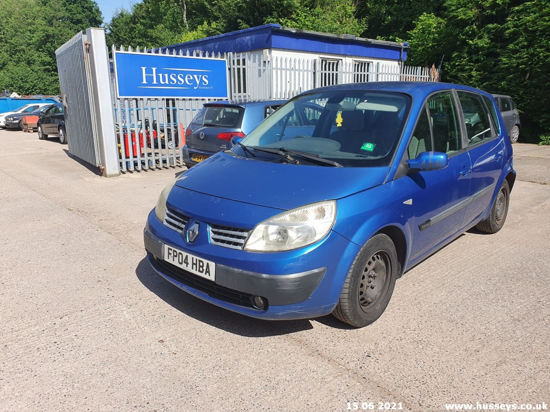 04/04 RENAULT SCENIC - 1598cc 5dr Estate (Blue) - Image 6 of 19