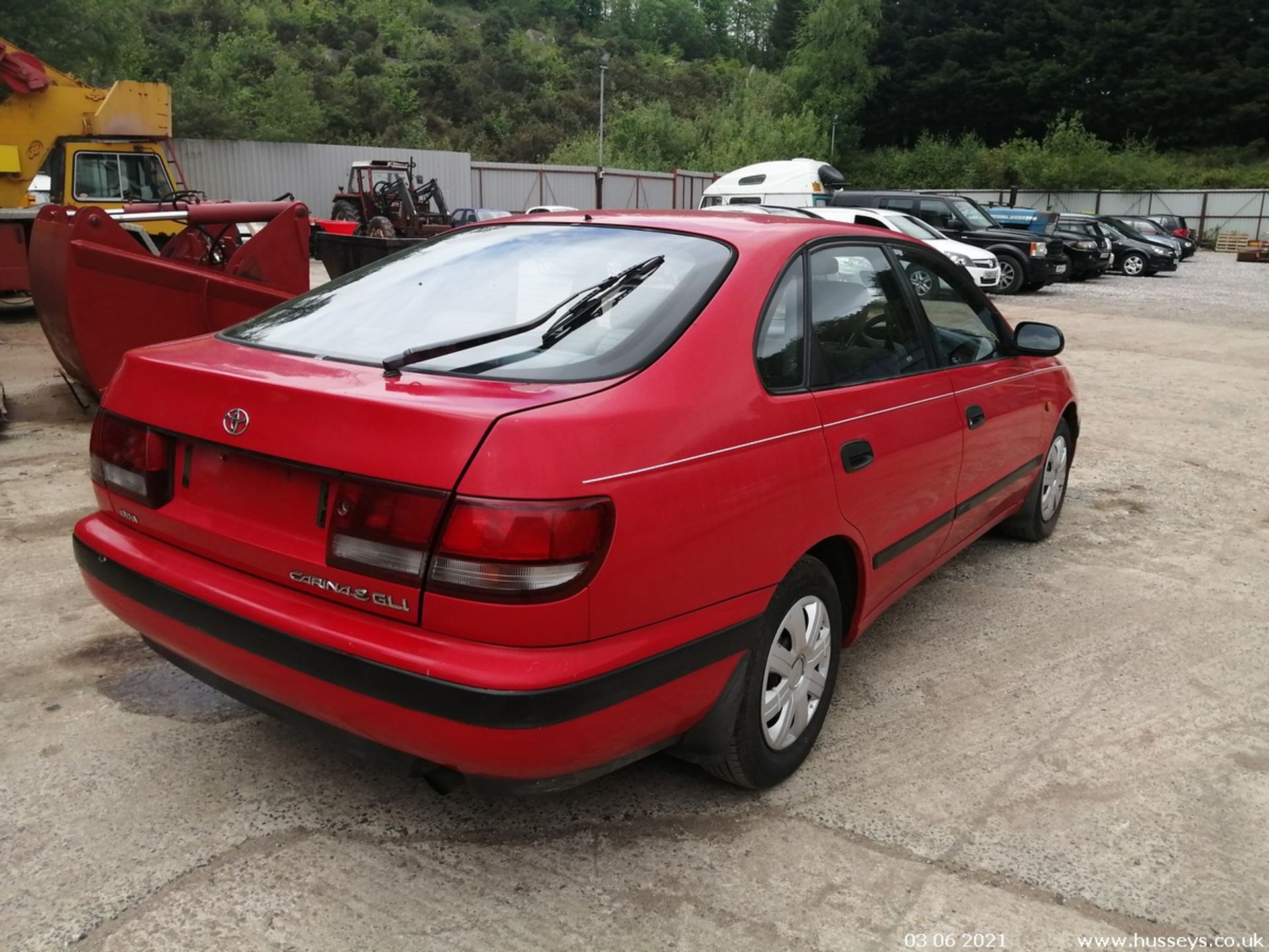 1993 TOYOTA CARINA E GLI AUTO - 1587cc 5dr Hatchback (Red) - Image 5 of 10