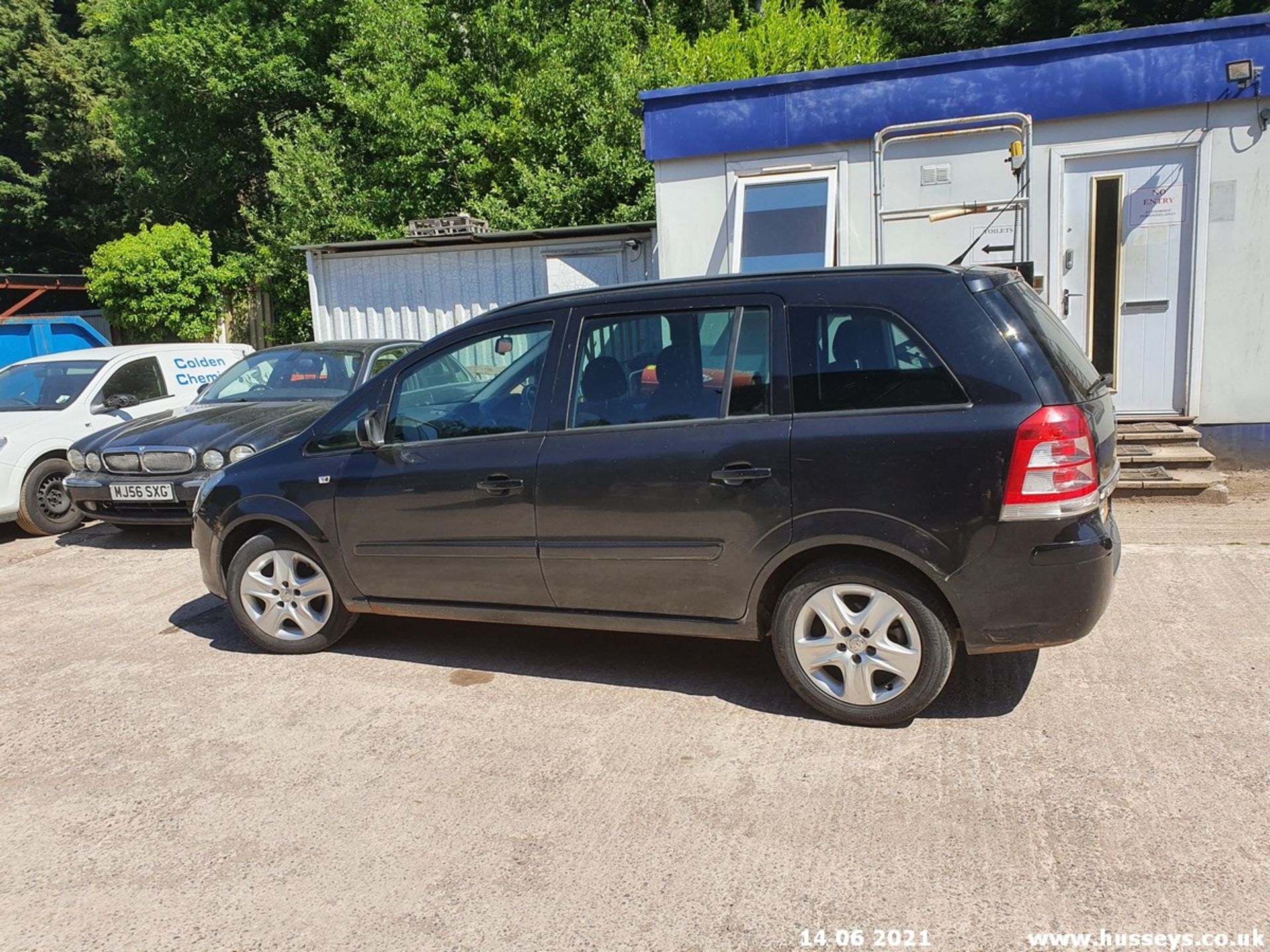 12/12 VAUXHALL ZAFIRA EXCLUSIV - 1598cc 5dr MPV (Black) - Image 6 of 15