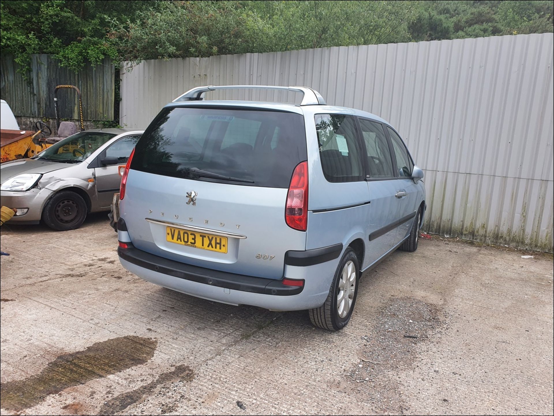 03/03 PEUGEOT 807 EXECUTIVE HDI - 1997cc 5dr MPV (Silver, 127k) - Image 4 of 17