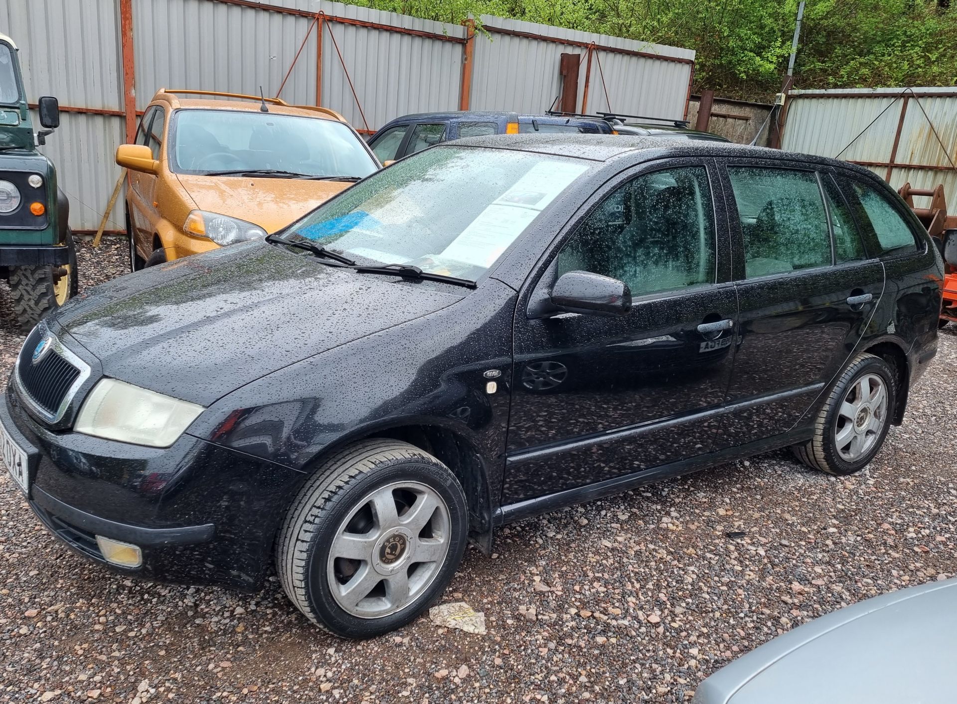 03/52 SKODA FABIA COMFORT TDI - 1896cc 5dr Estate (Black, 138k) - Image 17 of 17