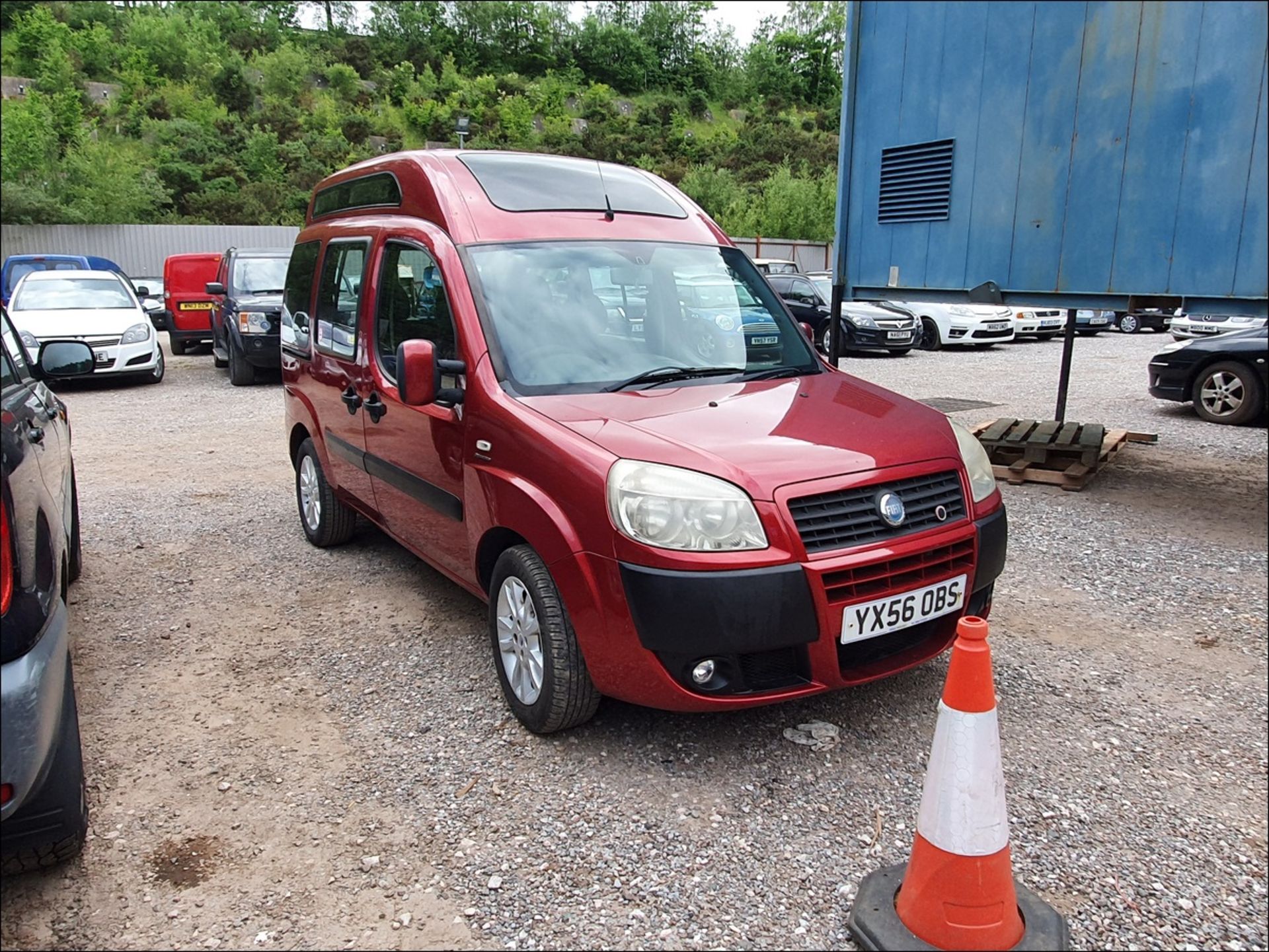 06/56 FIAT DOBLO DYNAMIC - 1368cc 5dr MPV (Red, 189k) - Image 5 of 12