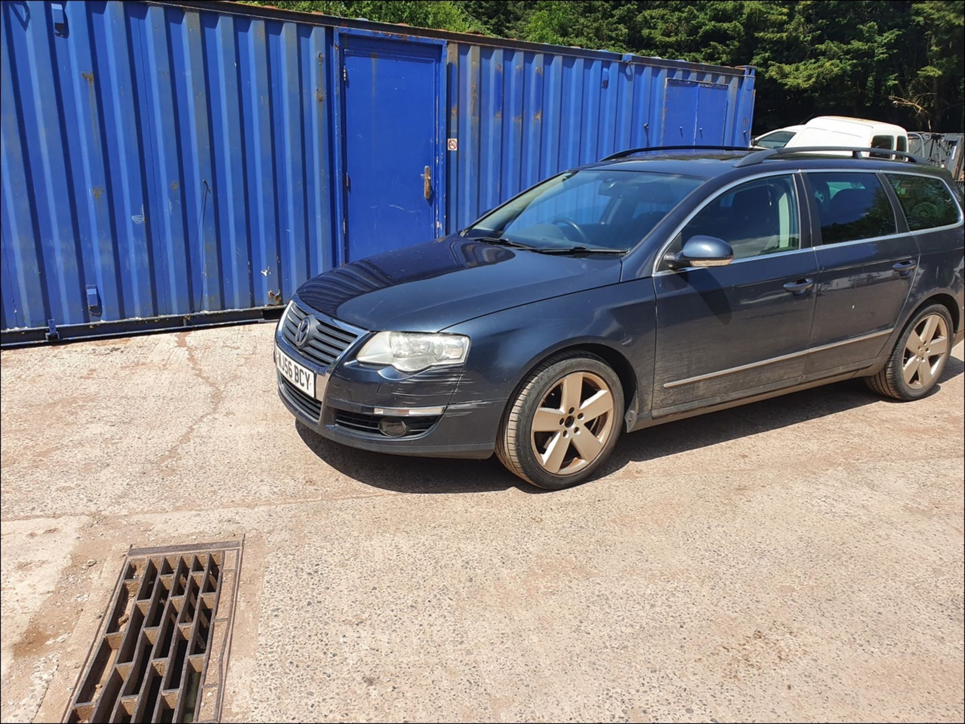 06/56 VOLKSWAGEN PASSAT SPORT TDI - 1968cc 5dr Estate (Blue, 154k) - Image 6 of 14