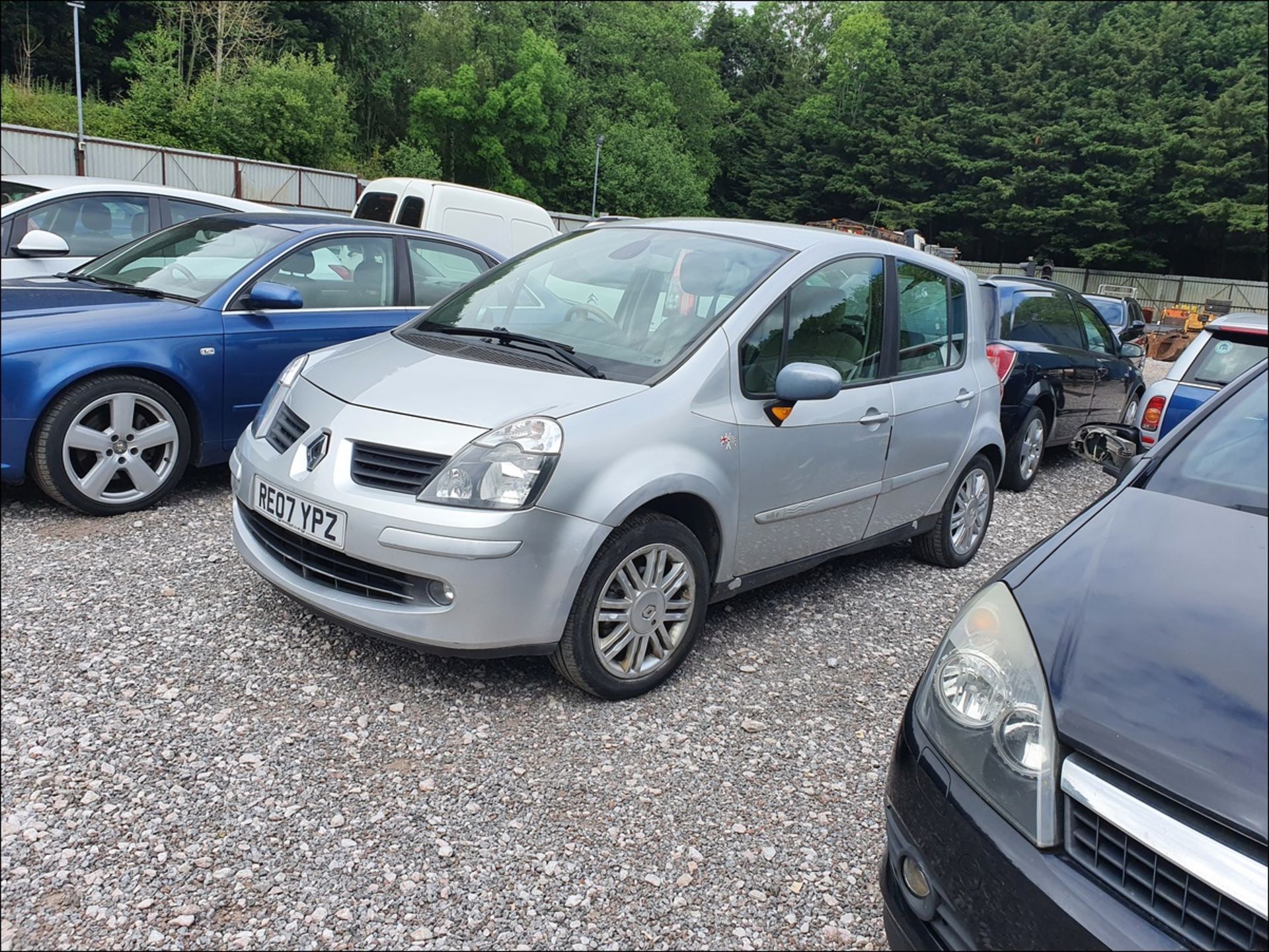 07/07 RENAULT MODUS INITIALE DCI 86 - 1461cc 5dr Hatchback (Silver, 93k) - Image 2 of 12