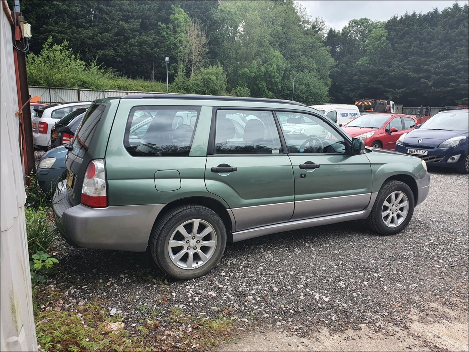 08/08 SUBARU FORESTER XC - 1994cc 5dr Estate (Green, 128k) - Image 6 of 11